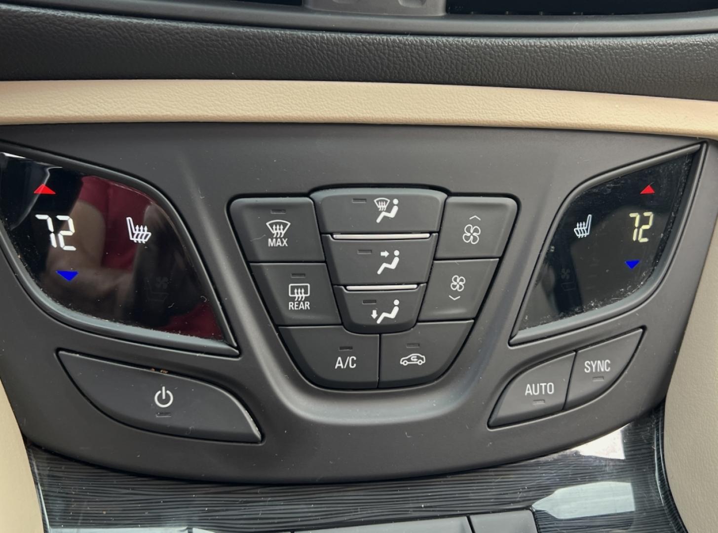 2017 WHITE /Tan Leather Buick Envision Essense (LRBFXBSA3HD) with an 2.5L 4 Cyl. engine, Automatic transmission, located at 2990 Old Orchard Rd., Jackson, MO, 63755, 37.354214, -89.612106 - We have financing available and we accept trades! Fill out a credit application on our website or come by today! If you have any questions, give us a call at (573) 204-7777 or visit our website at firstautocredit.com. - Photo#4