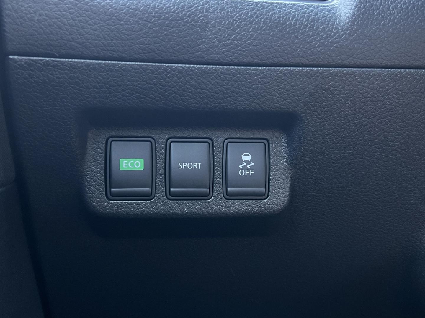 2016 SILVER /Black Cloth Nissan Sentra S (3N1AB7AP4GY) with an 1.8L 4 Cyl. engine, CVT transmission, located at 2990 Old Orchard Rd., Jackson, MO, 63755, 37.354214, -89.612106 - 2016 Nissan Sentra S 120xxx miles Front Wheel Drive 1.8L 4 Cyl. Automatic Cruise Power Windows/Locks/Mirrors We have financing available and we accept trades! Fill out a credit application on our website or come by today! If you have any questions, give us a call at (573) 204-7777 or visit o - Photo#24