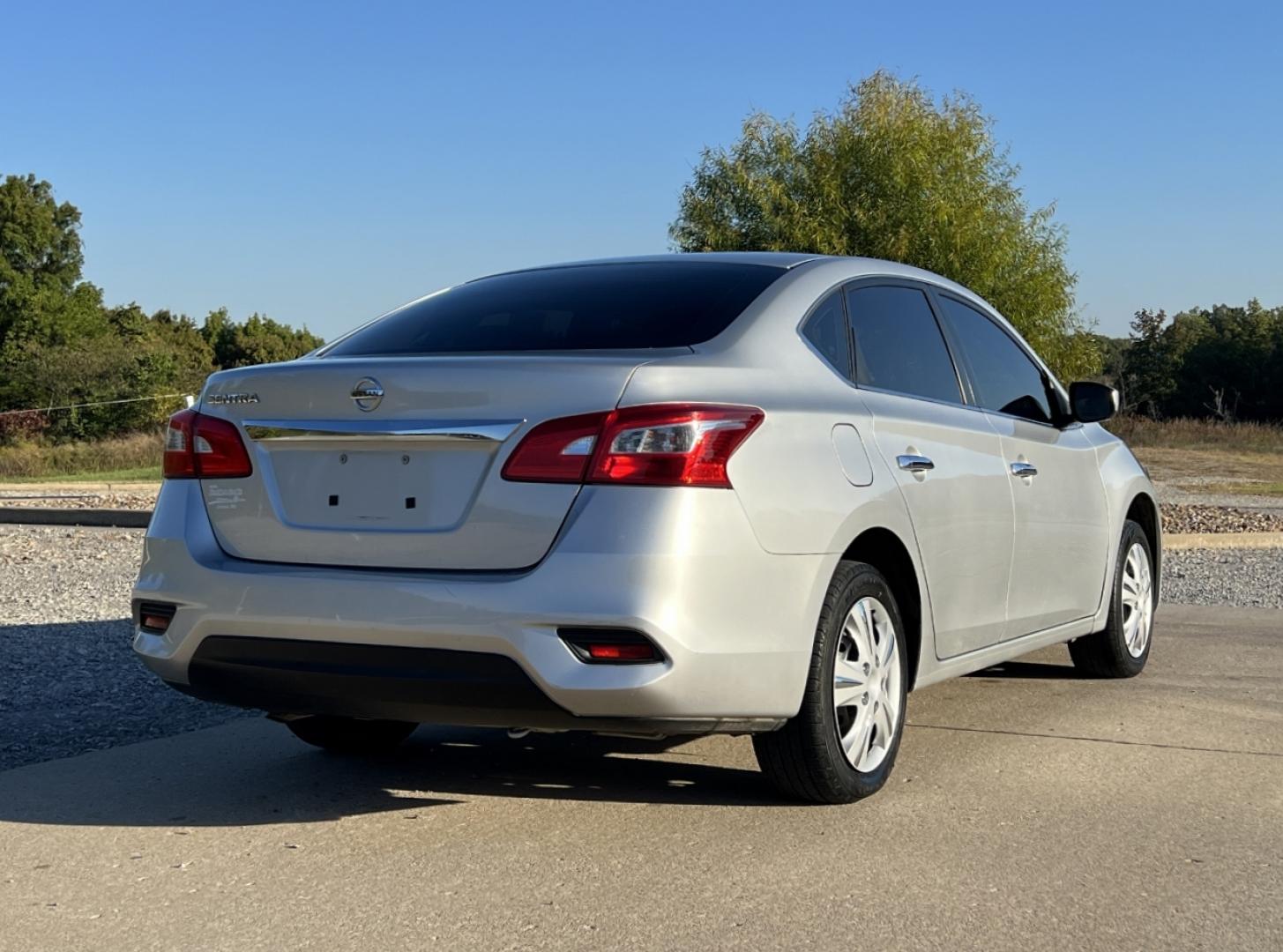2016 SILVER /Black Cloth Nissan Sentra S (3N1AB7AP4GY) with an 1.8L 4 Cyl. engine, CVT transmission, located at 2990 Old Orchard Rd., Jackson, MO, 63755, 37.354214, -89.612106 - 2016 Nissan Sentra S 120xxx miles Front Wheel Drive 1.8L 4 Cyl. Automatic Cruise Power Windows/Locks/Mirrors We have financing available and we accept trades! Fill out a credit application on our website or come by today! If you have any questions, give us a call at (573) 204-7777 or visit o - Photo#5