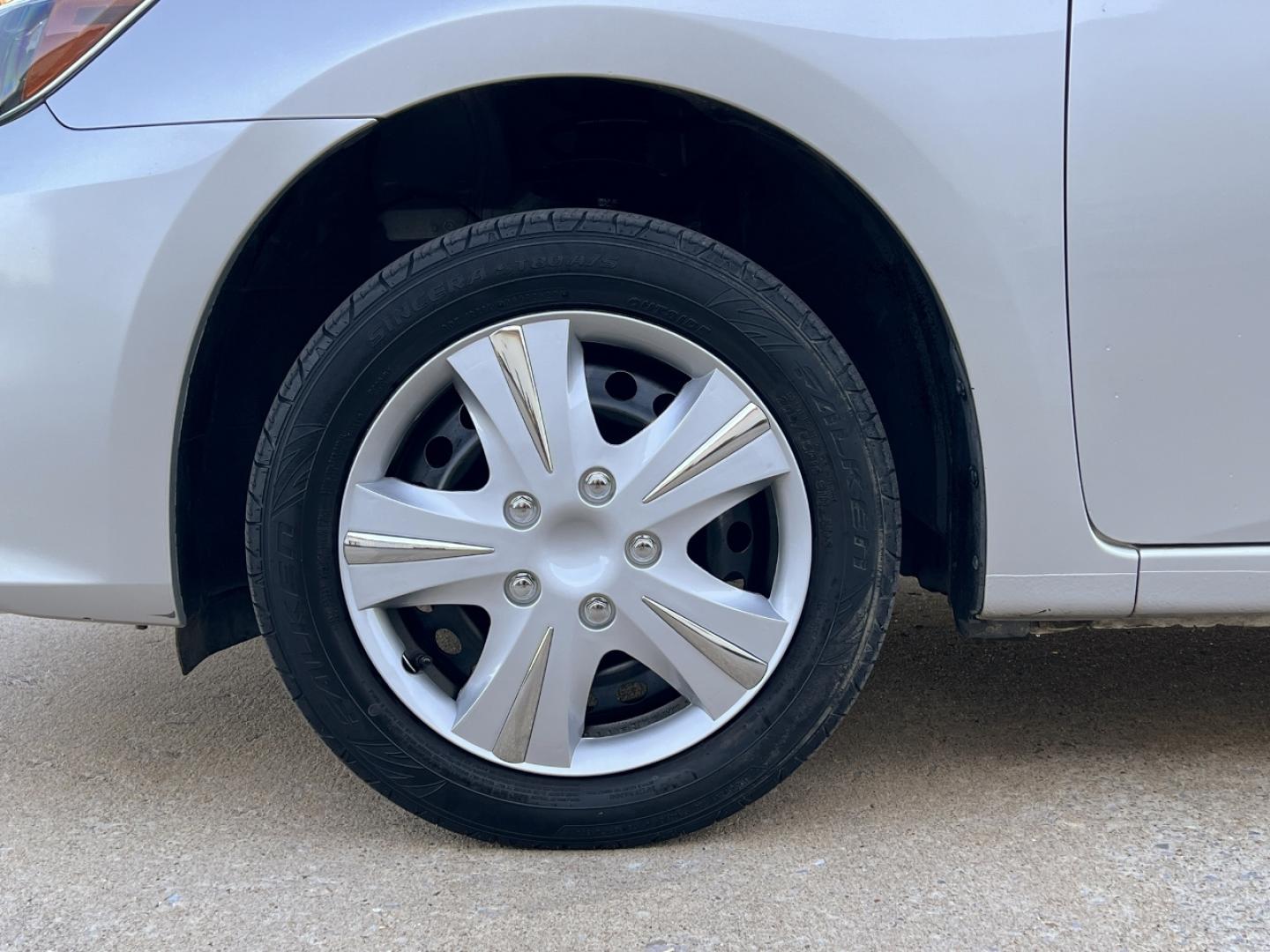 2016 SILVER /Black Cloth Nissan Sentra S (3N1AB7AP4GY) with an 1.8L 4 Cyl. engine, CVT transmission, located at 2990 Old Orchard Rd., Jackson, MO, 63755, 37.354214, -89.612106 - 2016 Nissan Sentra S 120xxx miles Front Wheel Drive 1.8L 4 Cyl. Automatic Cruise Power Windows/Locks/Mirrors We have financing available and we accept trades! Fill out a credit application on our website or come by today! If you have any questions, give us a call at (573) 204-7777 or visit o - Photo#28