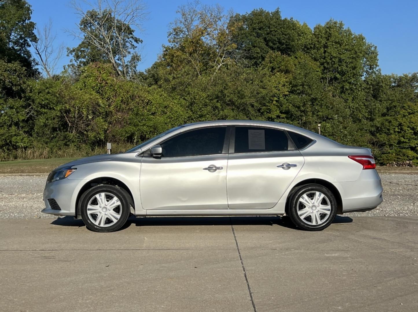 2016 SILVER /Black Cloth Nissan Sentra S (3N1AB7AP4GY) with an 1.8L 4 Cyl. engine, CVT transmission, located at 2990 Old Orchard Rd., Jackson, MO, 63755, 37.354214, -89.612106 - 2016 Nissan Sentra S 120xxx miles Front Wheel Drive 1.8L 4 Cyl. Automatic Cruise Power Windows/Locks/Mirrors We have financing available and we accept trades! Fill out a credit application on our website or come by today! If you have any questions, give us a call at (573) 204-7777 or visit o - Photo#3