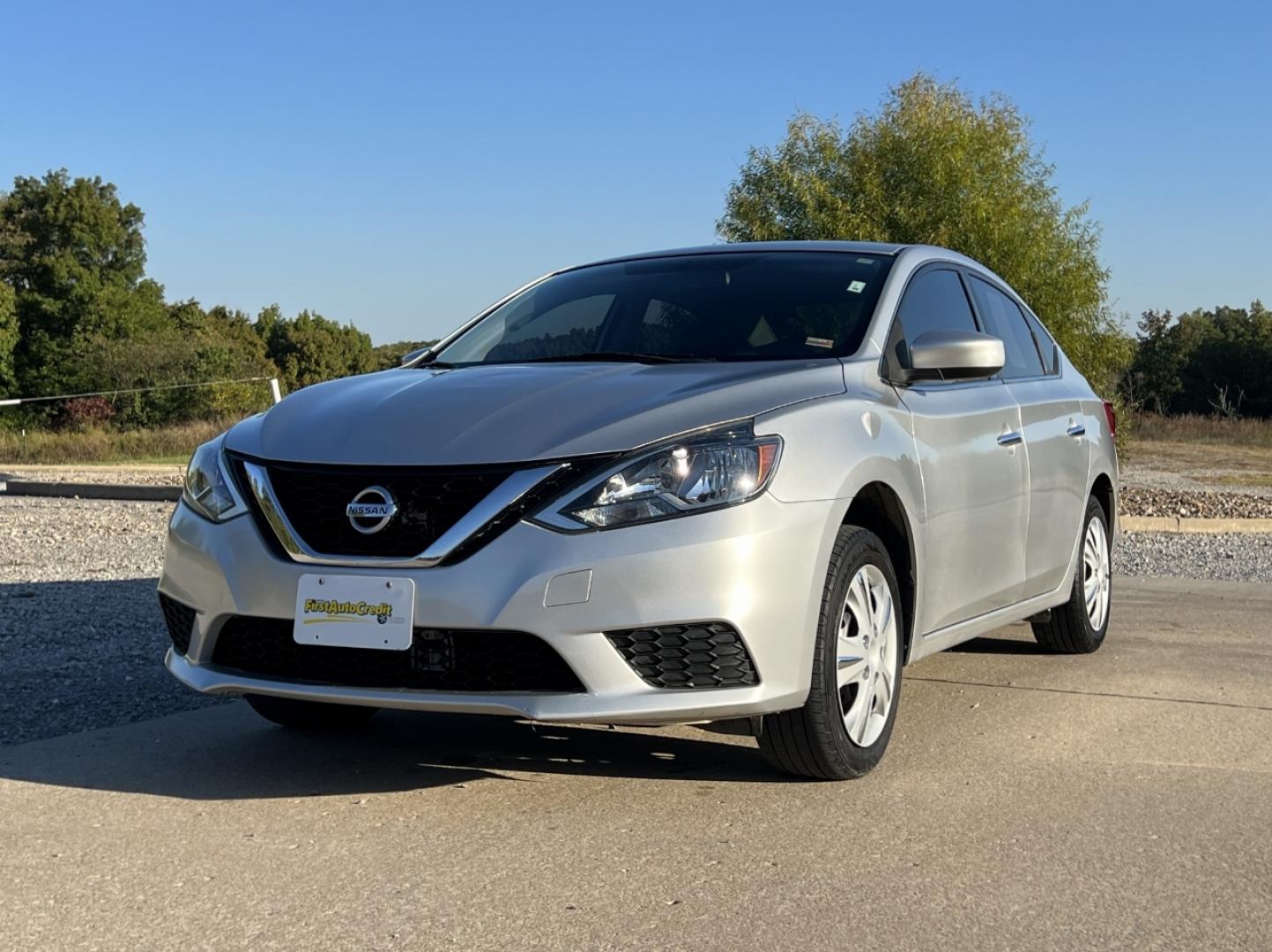 2016 SILVER /Black Cloth Nissan Sentra S (3N1AB7AP4GY) with an 1.8L 4 Cyl. engine, CVT transmission, located at 2990 Old Orchard Rd., Jackson, MO, 63755, 37.354214, -89.612106 - 2016 Nissan Sentra S 120xxx miles Front Wheel Drive 1.8L 4 Cyl. Automatic Cruise Power Windows/Locks/Mirrors We have financing available and we accept trades! Fill out a credit application on our website or come by today! If you have any questions, give us a call at (573) 204-7777 or visit o - Photo#2