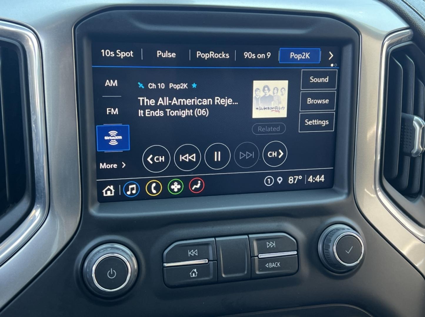 2021 MAROON /Gray Leather Chevrolet Silverado 1500 RST Crew Cab 4WD (3GCUYEED7MG) with an 5.3L V8 engine, Automatic transmission, located at 506 S. Kingshighway, Cape Girardeau, MO, 63703, (573) 235-5000, 37.294991, -89.553635 - 2021 Chevrolet Silverado 1500 RST 75xxx miles 4x4 5.3L V8 Automatic Leather Backup Camera Power Driver Seat Heated Seats Heated Steering Wheel Bluetooth Remote Start Cruise Power Windows/Locks/Mirrors We have financing available and we accept trades! Fill out a credit application on ou - Photo#26