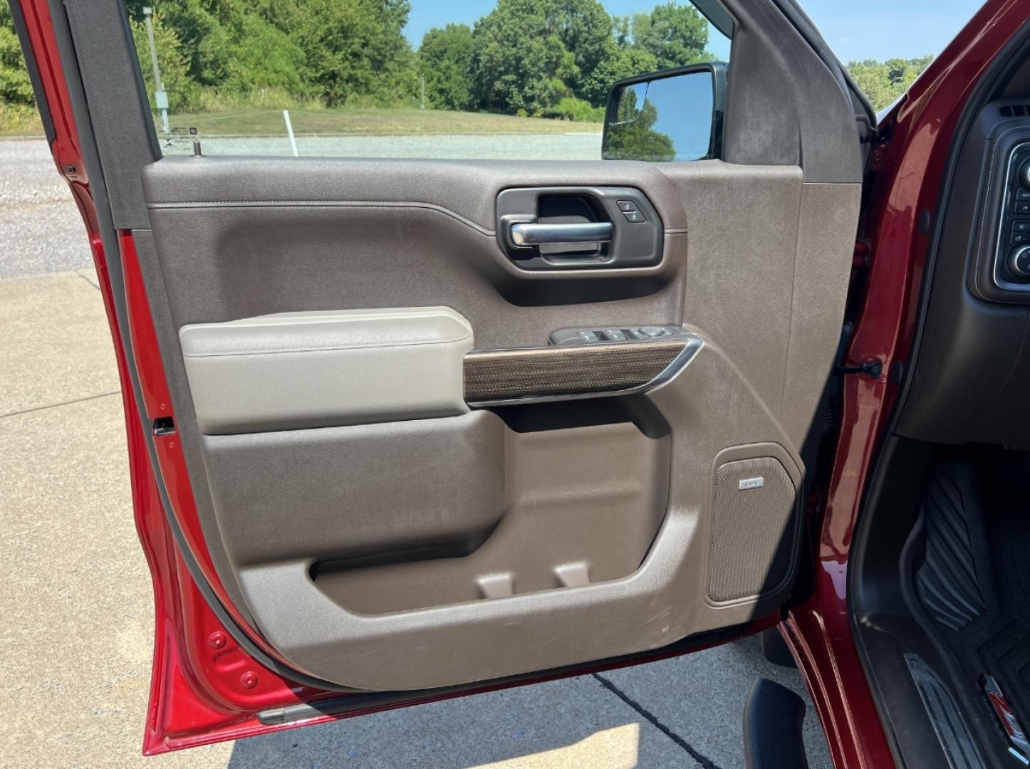 2021 MAROON /Gray Leather Chevrolet Silverado 1500 RST Crew Cab 4WD (3GCUYEED7MG) with an 5.3L V8 engine, Automatic transmission, located at 506 S. Kingshighway, Cape Girardeau, MO, 63703, (573) 235-5000, 37.294991, -89.553635 - 2021 Chevrolet Silverado 1500 RST 75xxx miles 4x4 5.3L V8 Automatic Leather Backup Camera Power Driver Seat Heated Seats Heated Steering Wheel Bluetooth Remote Start Cruise Power Windows/Locks/Mirrors We have financing available and we accept trades! Fill out a credit application on ou - Photo#14