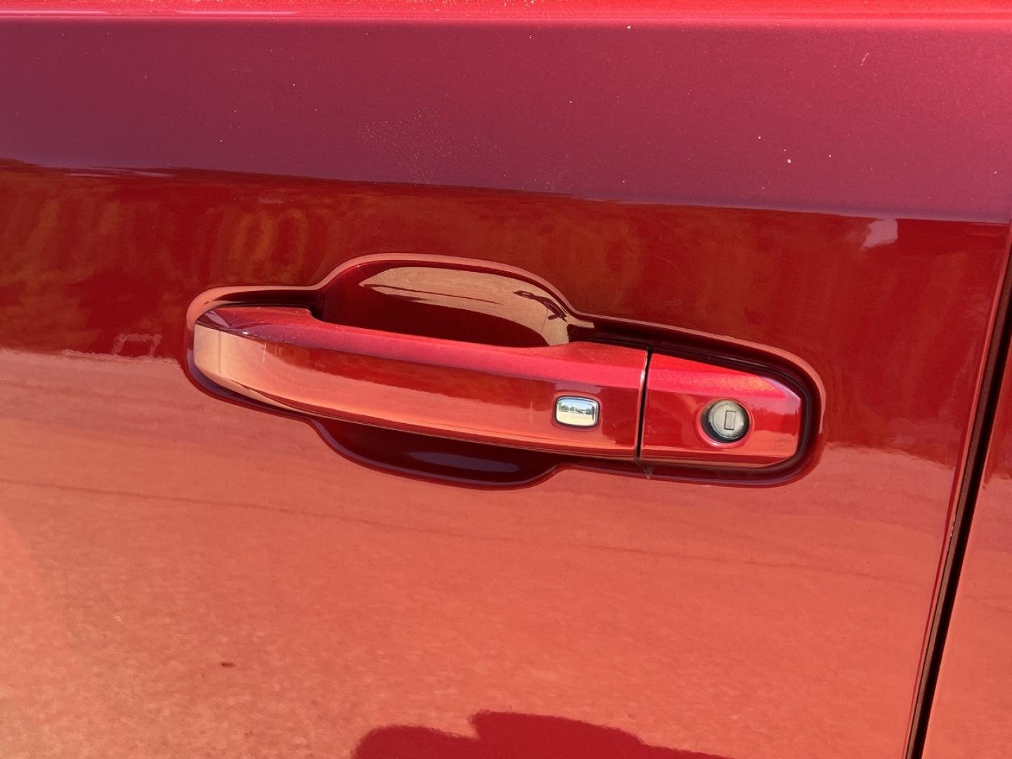 2021 MAROON /Gray Leather Chevrolet Silverado 1500 RST Crew Cab 4WD (3GCUYEED7MG) with an 5.3L V8 engine, Automatic transmission, located at 506 S. Kingshighway, Cape Girardeau, MO, 63703, (573) 235-5000, 37.294991, -89.553635 - 2021 Chevrolet Silverado 1500 RST 75xxx miles 4x4 5.3L V8 Automatic Leather Backup Camera Power Driver Seat Heated Seats Heated Steering Wheel Bluetooth Remote Start Cruise Power Windows/Locks/Mirrors We have financing available and we accept trades! Fill out a credit application on ou - Photo#31