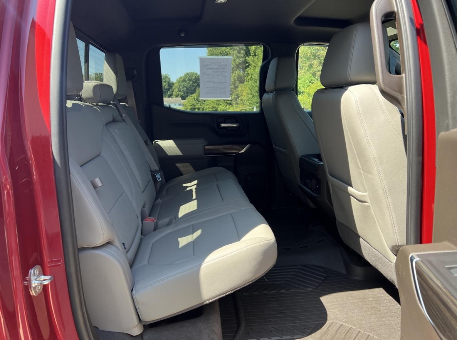 2021 MAROON /Gray Leather Chevrolet Silverado 1500 RST Crew Cab 4WD (3GCUYEED7MG) with an 5.3L V8 engine, Automatic transmission, located at 506 S. Kingshighway, Cape Girardeau, MO, 63703, (573) 235-5000, 37.294991, -89.553635 - 2021 Chevrolet Silverado 1500 RST 75xxx miles 4x4 5.3L V8 Automatic Leather Backup Camera Power Driver Seat Heated Seats Heated Steering Wheel Bluetooth Remote Start Cruise Power Windows/Locks/Mirrors We have financing available and we accept trades! Fill out a credit application on ou - Photo#19