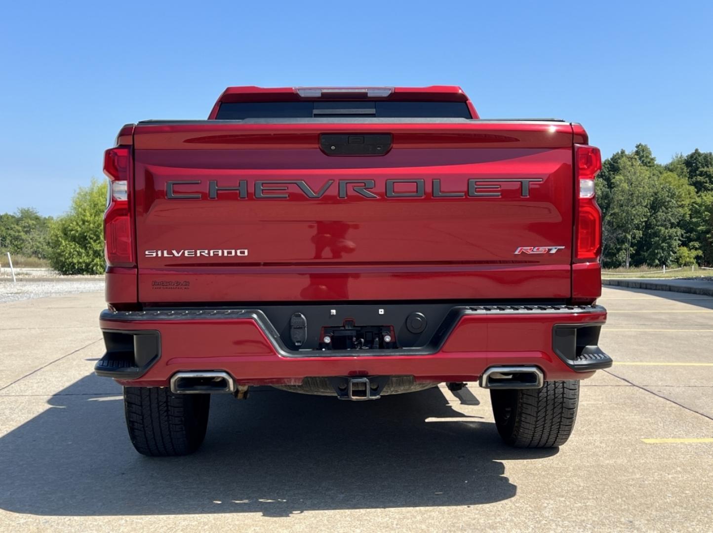 2021 MAROON /Gray Leather Chevrolet Silverado 1500 RST Crew Cab 4WD (3GCUYEED7MG) with an 5.3L V8 engine, Automatic transmission, located at 506 S. Kingshighway, Cape Girardeau, MO, 63703, (573) 235-5000, 37.294991, -89.553635 - 2021 Chevrolet Silverado 1500 RST 75xxx miles 4x4 5.3L V8 Automatic Leather Backup Camera Power Driver Seat Heated Seats Heated Steering Wheel Bluetooth Remote Start Cruise Power Windows/Locks/Mirrors We have financing available and we accept trades! Fill out a credit application on ou - Photo#12
