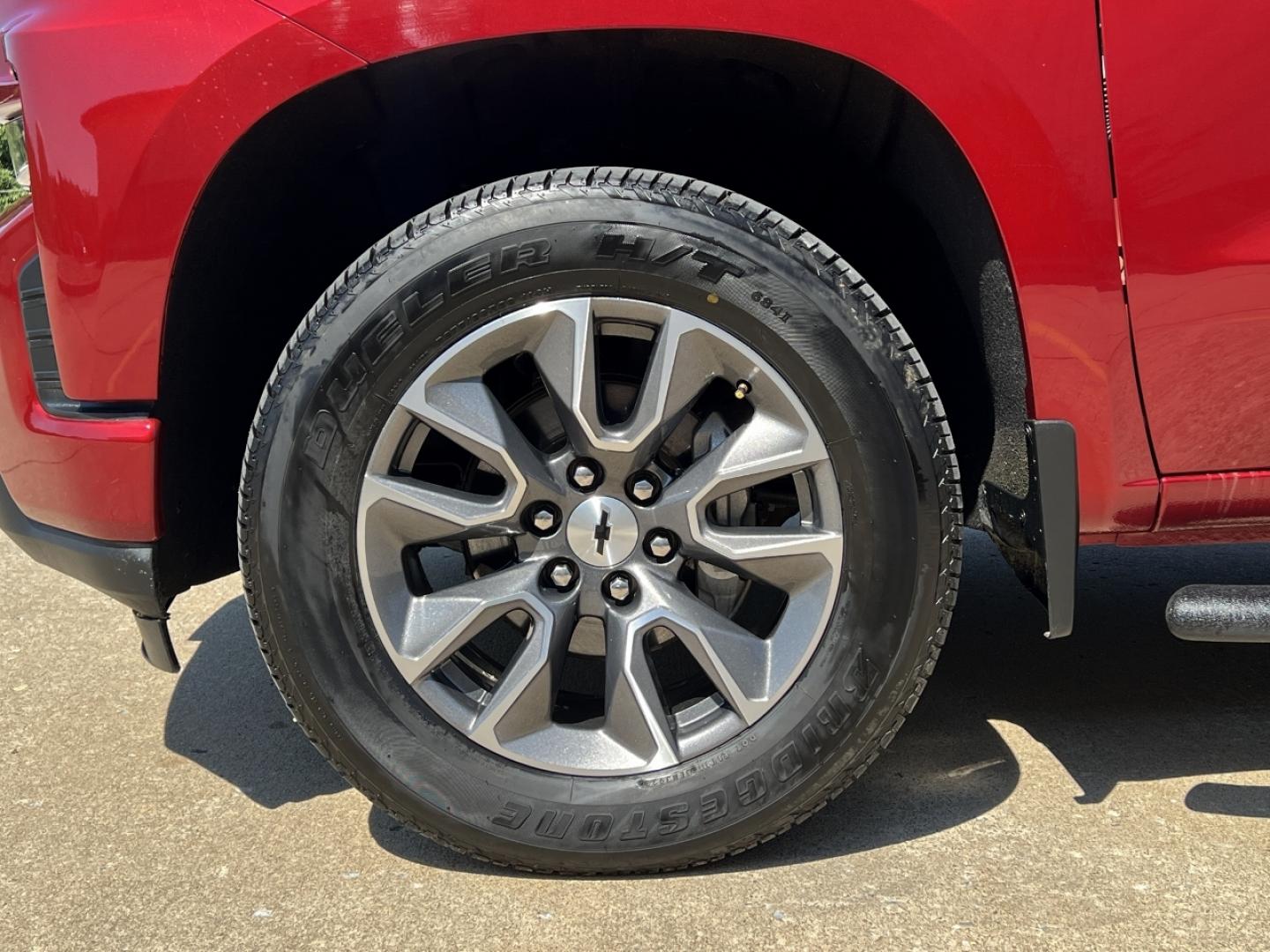 2021 MAROON /Gray Leather Chevrolet Silverado 1500 RST Crew Cab 4WD (3GCUYEED7MG) with an 5.3L V8 engine, Automatic transmission, located at 506 S. Kingshighway, Cape Girardeau, MO, 63703, (573) 235-5000, 37.294991, -89.553635 - 2021 Chevrolet Silverado 1500 RST 75xxx miles 4x4 5.3L V8 Automatic Leather Backup Camera Power Driver Seat Heated Seats Heated Steering Wheel Bluetooth Remote Start Cruise Power Windows/Locks/Mirrors We have financing available and we accept trades! Fill out a credit application on ou - Photo#35