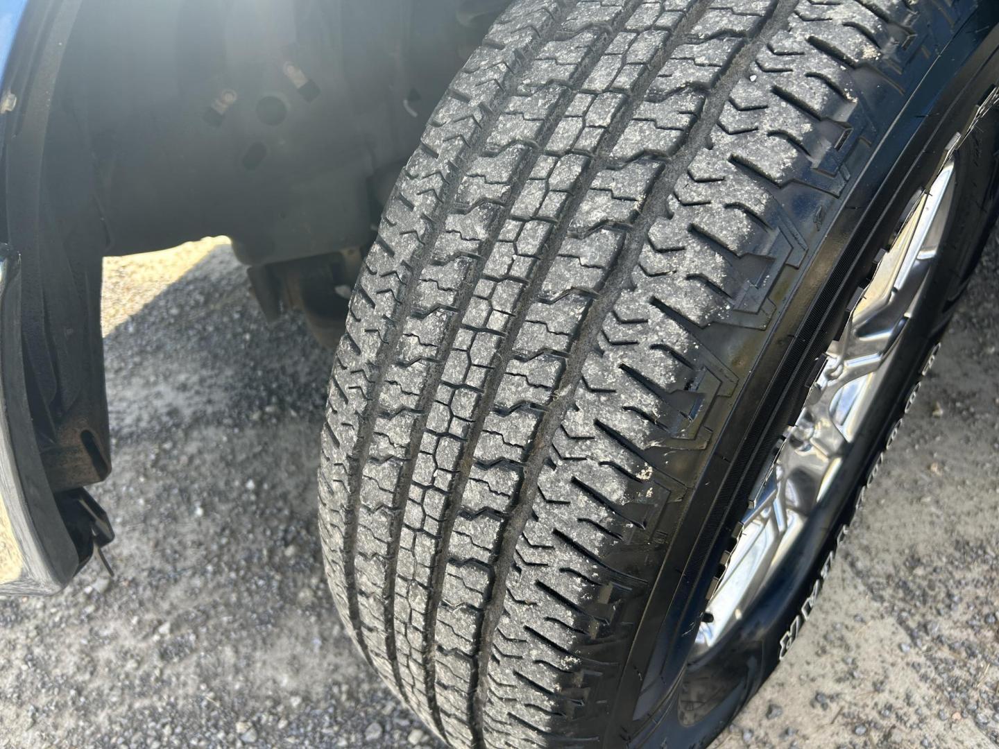 2016 BLUE /Black Ford F-150 XLT SuperCrew 6.5-ft. Bed 4WD (1FTEW1E80GK) with an 3.5L V6 TURBO engine, Automatic transmission, located at 506 S. Kingshighway, Cape Girardeau, MO, 63703, (573) 235-5000, 37.294991, -89.553635 - 2016 Ford F-150 XLT 91xxx miles 4x4 3.5L V6 Automatic Backup Camera Power/Heated Seats Bluetooth Remote Start Cruise Power Windows/Locks/Mirrors We have financing available and we accept trades! Fill out a credit application on our website or come by today! If you have any questions, giv - Photo#38