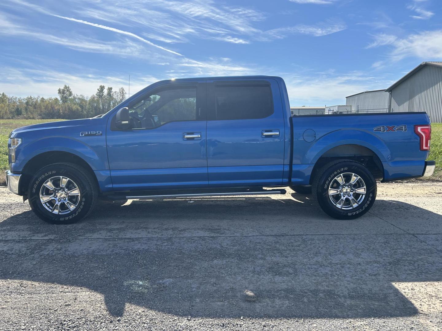 2016 BLUE /Black Ford F-150 XLT SuperCrew 6.5-ft. Bed 4WD (1FTEW1E80GK) with an 3.5L V6 TURBO engine, Automatic transmission, located at 506 S. Kingshighway, Cape Girardeau, MO, 63703, (573) 235-5000, 37.294991, -89.553635 - 2016 Ford F-150 XLT 91xxx miles 4x4 3.5L V6 Automatic Backup Camera Power/Heated Seats Bluetooth Remote Start Cruise Power Windows/Locks/Mirrors We have financing available and we accept trades! Fill out a credit application on our website or come by today! If you have any questions, giv - Photo#8
