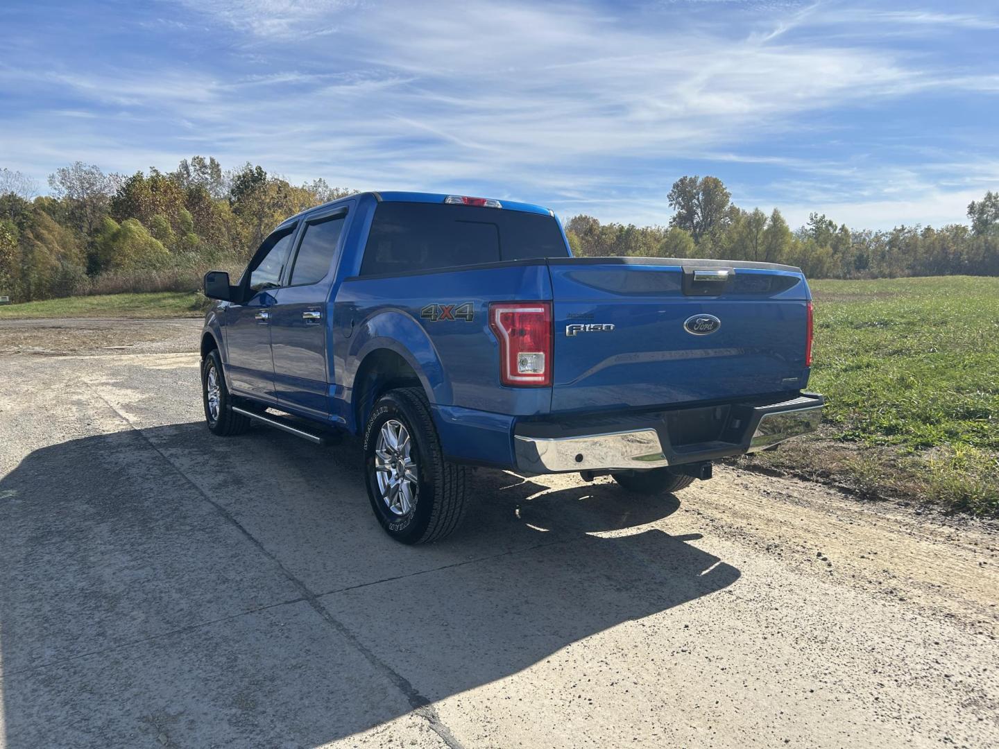 2016 BLUE /Black Ford F-150 XLT SuperCrew 6.5-ft. Bed 4WD (1FTEW1E80GK) with an 3.5L V6 TURBO engine, Automatic transmission, located at 506 S. Kingshighway, Cape Girardeau, MO, 63703, (573) 235-5000, 37.294991, -89.553635 - 2016 Ford F-150 XLT 91xxx miles 4x4 3.5L V6 Automatic Backup Camera Power/Heated Seats Bluetooth Remote Start Cruise Power Windows/Locks/Mirrors We have financing available and we accept trades! Fill out a credit application on our website or come by today! If you have any questions, giv - Photo#9