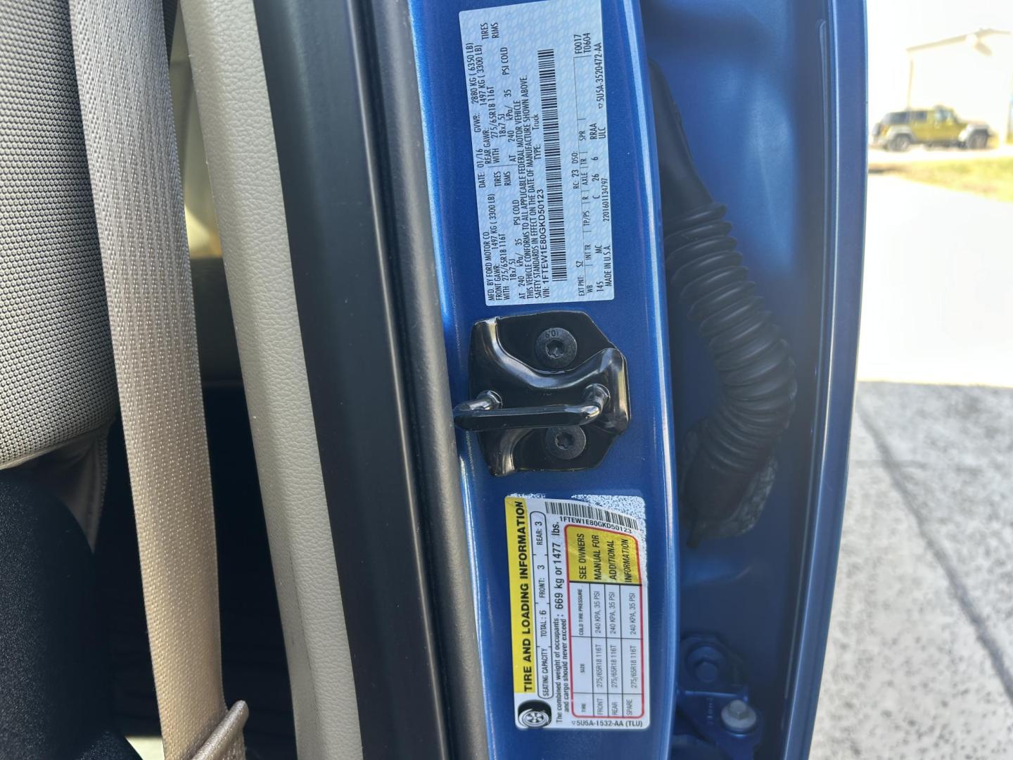 2016 BLUE /Black Ford F-150 XLT SuperCrew 6.5-ft. Bed 4WD (1FTEW1E80GK) with an 3.5L V6 TURBO engine, Automatic transmission, located at 506 S. Kingshighway, Cape Girardeau, MO, 63703, (573) 235-5000, 37.294991, -89.553635 - 2016 Ford F-150 XLT 91xxx miles 4x4 3.5L V6 Automatic Backup Camera Power/Heated Seats Bluetooth Remote Start Cruise Power Windows/Locks/Mirrors We have financing available and we accept trades! Fill out a credit application on our website or come by today! If you have any questions, giv - Photo#37