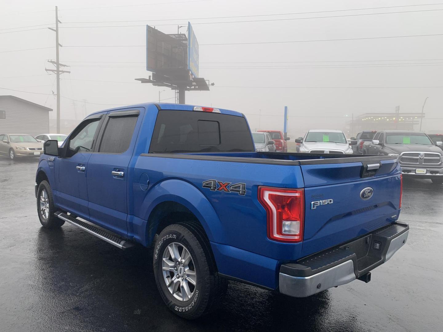 2016 BLUE /Black Ford F-150 XLT SuperCrew 6.5-ft. Bed 4WD (1FTEW1E80GK) with an 3.5L V6 TURBO engine, Automatic transmission, located at 506 S. Kingshighway, Cape Girardeau, MO, 63703, (573) 235-5000, 37.294991, -89.553635 - 2016 Ford F-150 XLT 91xxx miles 4x4 3.5L V6 Automatic Backup Camera Power/Heated Seats Bluetooth Remote Start Cruise Power Windows/Locks/Mirrors We have financing available and we accept trades! Fill out a credit application on our website or come by today! If you have any questions, giv - Photo#4