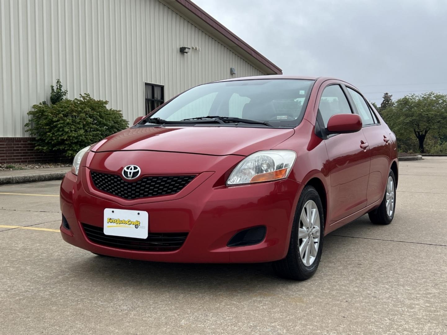 2009 RED /Black Cloth Toyota Yaris Sedan (JTDBT903091) with an 1.5L 4 Cyl. engine, Automatic transmission, located at 2990 Old Orchard Rd., Jackson, MO, 63755, 37.354214, -89.612106 - 2009 Toyota Yaris 185xxx miles Front Wheel Drive 1.5L 4 Cyl. Automatic Cruise Power Windows/Locks/Mirrors We have financing available and we accept trades! Fill out a credit application on our website or come by today! If you have any questions, give us a call at (573) 204-7777 or visit our - Photo#2