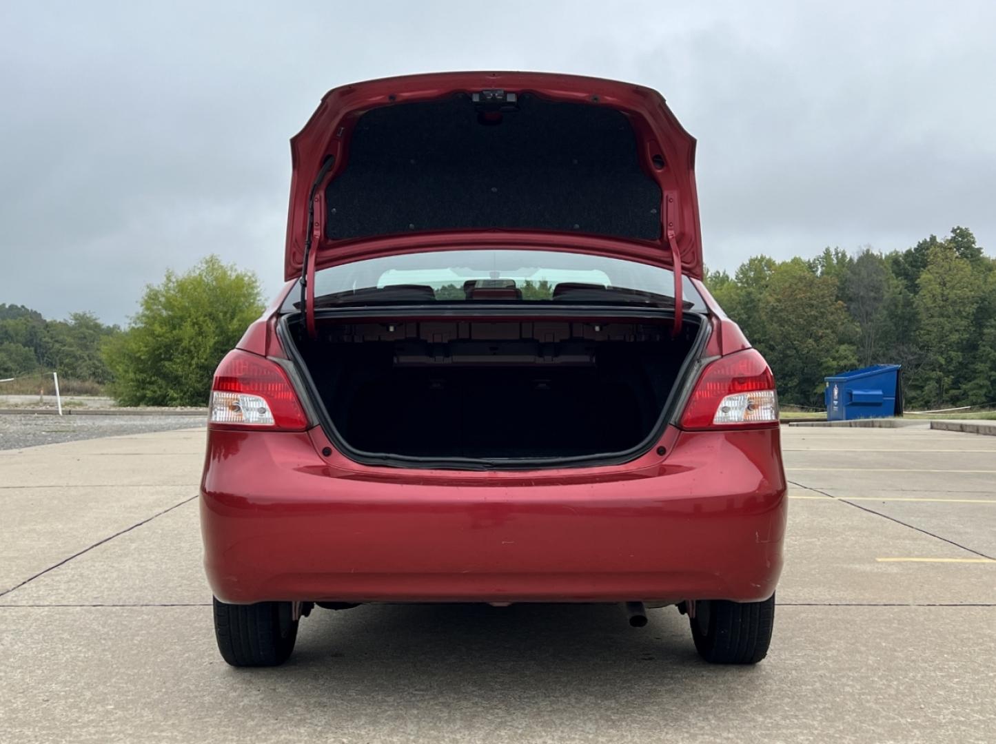 2009 RED /Black Cloth Toyota Yaris Sedan (JTDBT903091) with an 1.5L 4 Cyl. engine, Automatic transmission, located at 2990 Old Orchard Rd., Jackson, MO, 63755, 37.354214, -89.612106 - 2009 Toyota Yaris 185xxx miles Front Wheel Drive 1.5L 4 Cyl. Automatic Cruise Power Windows/Locks/Mirrors We have financing available and we accept trades! Fill out a credit application on our website or come by today! If you have any questions, give us a call at (573) 204-7777 or visit our - Photo#15