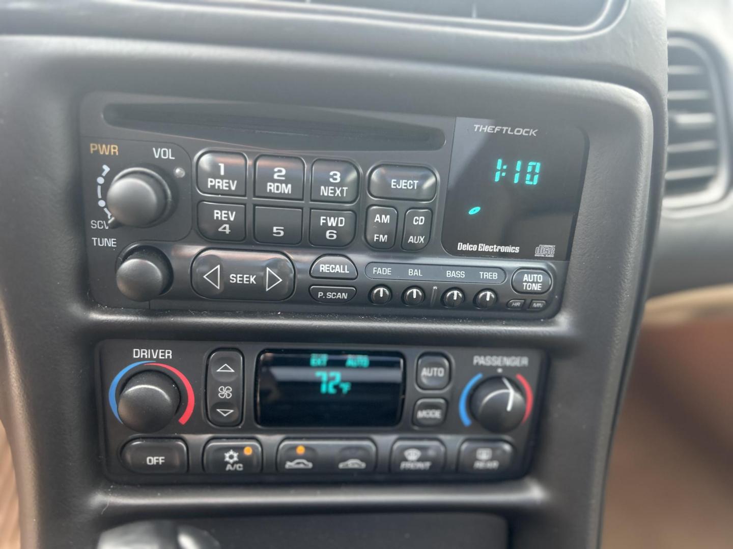 2000 TORCH RED /Tan Chevrolet Corvette Coupe (1G1YY22G3Y5) with an 5.7L V8 OHV 16V engine, Automatic transmission, located at 506 S. Kingshighway, Cape Girardeau, MO, 63703, (573) 235-5000, 37.294991, -89.553635 - 2000 Chevrolet Corvette 26xxx Miles Rear Wheel Drive 5.7L V8 LS1 Automatic Leather Selective Real-Time Damping Magnesium Wheels Targa Top Heads Up Display Bose Audio 6 Speaker System With CD Power/Heated Mirrors Power 6 Way Driver/Passenger Seats Power Locks/Windows Telescoping Steeri - Photo#21