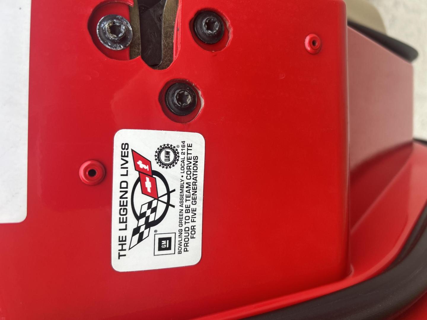 2000 TORCH RED /Tan Chevrolet Corvette Coupe (1G1YY22G3Y5) with an 5.7L V8 OHV 16V engine, Automatic transmission, located at 506 S. Kingshighway, Cape Girardeau, MO, 63703, (573) 235-5000, 37.294991, -89.553635 - 2000 Chevrolet Corvette 26xxx Miles Rear Wheel Drive 5.7L V8 LS1 Automatic Leather Selective Real-Time Damping Magnesium Wheels Targa Top Heads Up Display Bose Audio 6 Speaker System With CD Power/Heated Mirrors Power 6 Way Driver/Passenger Seats Power Locks/Windows Telescoping Steeri - Photo#31