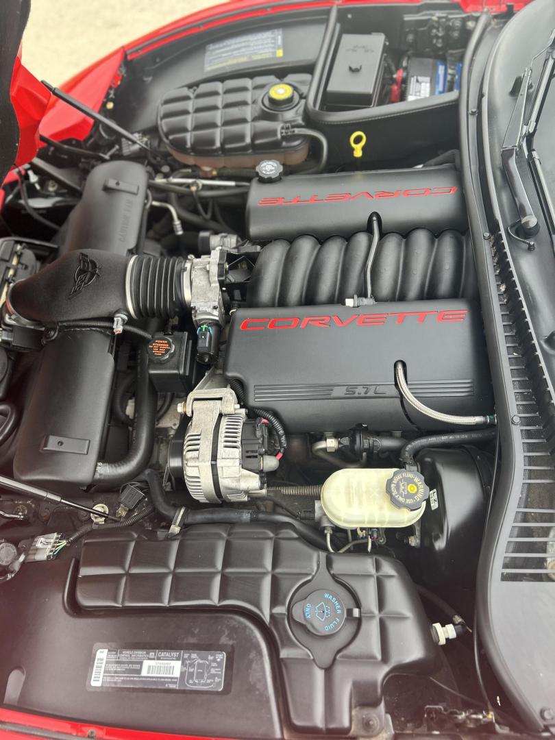 2000 TORCH RED /Tan Chevrolet Corvette Coupe (1G1YY22G3Y5) with an 5.7L V8 OHV 16V engine, Automatic transmission, located at 506 S. Kingshighway, Cape Girardeau, MO, 63703, (573) 235-5000, 37.294991, -89.553635 - 2000 Chevrolet Corvette 26xxx Miles Rear Wheel Drive 5.7L V8 LS1 Automatic Leather Selective Real-Time Damping Magnesium Wheels Targa Top Heads Up Display Bose Audio 6 Speaker System With CD Power/Heated Mirrors Power 6 Way Driver/Passenger Seats Power Locks/Windows Telescoping Steeri - Photo#14