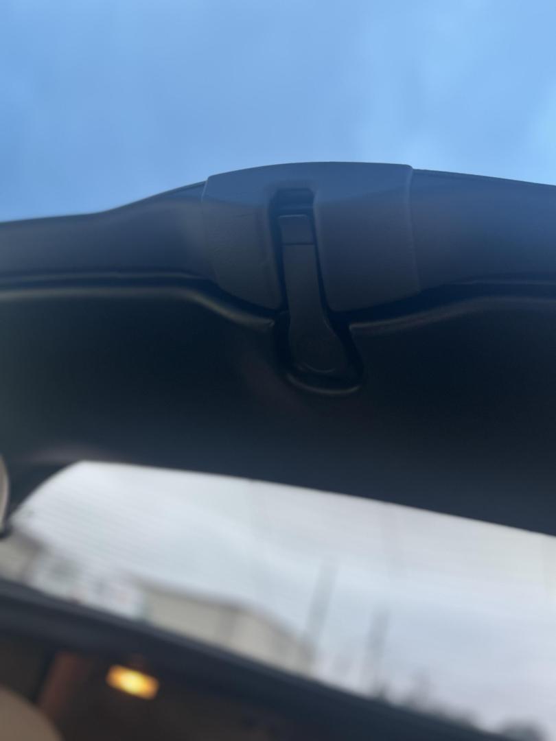 2000 TORCH RED /Tan Chevrolet Corvette Coupe (1G1YY22G3Y5) with an 5.7L V8 OHV 16V engine, Automatic transmission, located at 506 S. Kingshighway, Cape Girardeau, MO, 63703, (573) 235-5000, 37.294991, -89.553635 - 2000 Chevrolet Corvette 26xxx Miles Rear Wheel Drive 5.7L V8 LS1 Automatic Leather Selective Real-Time Damping Magnesium Wheels Targa Top Heads Up Display Bose Audio 6 Speaker System With CD Power/Heated Mirrors Power 6 Way Driver/Passenger Seats Power Locks/Windows Telescoping Steeri - Photo#29