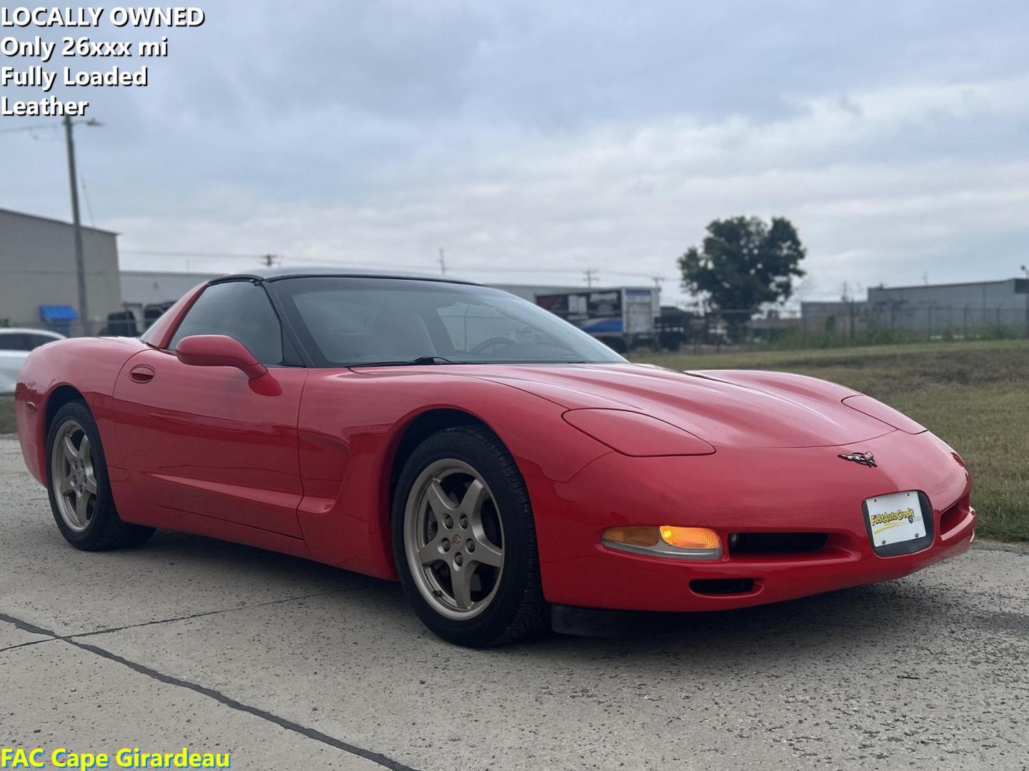 2000 TORCH RED /Tan Chevrolet Corvette Coupe (1G1YY22G3Y5) with an 5.7L V8 OHV 16V engine, Automatic transmission, located at 506 S. Kingshighway, Cape Girardeau, MO, 63703, (573) 235-5000, 37.294991, -89.553635 - 2000 Chevrolet Corvette 26xxx Miles Rear Wheel Drive 5.7L V8 LS1 Automatic Leather Selective Real-Time Damping Magnesium Wheels Targa Top Heads Up Display Bose Audio 6 Speaker System With CD Power/Heated Mirrors Power 6 Way Driver/Passenger Seats Power Locks/Windows Telescoping Steeri - Photo#0
