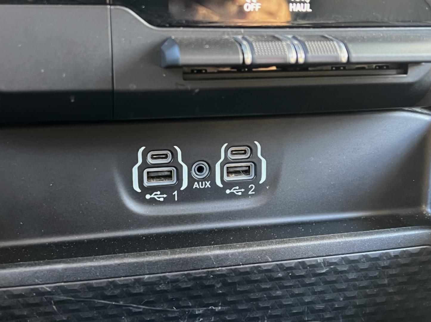 2019 GRAY /Black Leather RAM 1500 Laramie Crew Cab SWB 4WD (1C6SRFJT5KN) with an 5.7L V8 engine, Automatic transmission, located at 2990 Old Orchard Rd., Jackson, MO, 63755, 37.354214, -89.612106 - 2019 Ram 1500 Laramie 1-Owner 137xxx miles 4x4 5.7L V8 Automatic Leather Navigation Power/Heated/Cooled Seats Heated Steering Wheel Backup Camera Bluetooth Remote Start Cruise Power Windows/Locks/Mirrors We have financing available and we accept trades! Fill out a credit application o - Photo#30