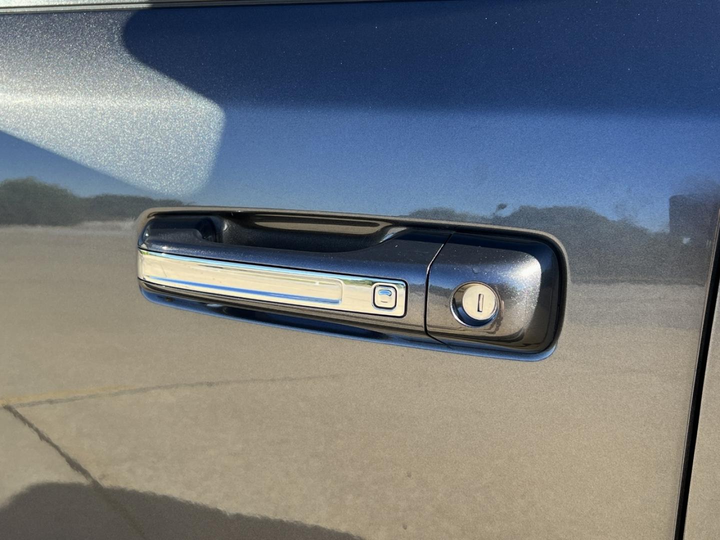 2019 GRAY /Black Leather RAM 1500 Laramie Crew Cab SWB 4WD (1C6SRFJT5KN) with an 5.7L V8 engine, Automatic transmission, located at 2990 Old Orchard Rd., Jackson, MO, 63755, 37.354214, -89.612106 - 2019 Ram 1500 Laramie 1-Owner 137xxx miles 4x4 5.7L V8 Automatic Leather Navigation Power/Heated/Cooled Seats Heated Steering Wheel Backup Camera Bluetooth Remote Start Cruise Power Windows/Locks/Mirrors We have financing available and we accept trades! Fill out a credit application o - Photo#38