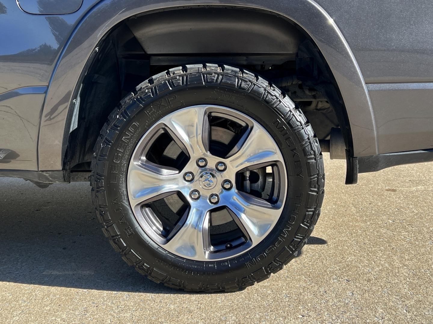 2019 GRAY /Black Leather RAM 1500 Laramie Crew Cab SWB 4WD (1C6SRFJT5KN) with an 5.7L V8 engine, Automatic transmission, located at 2990 Old Orchard Rd., Jackson, MO, 63755, 37.354214, -89.612106 - 2019 Ram 1500 Laramie 1-Owner 137xxx miles 4x4 5.7L V8 Automatic Leather Navigation Power/Heated/Cooled Seats Heated Steering Wheel Backup Camera Bluetooth Remote Start Cruise Power Windows/Locks/Mirrors We have financing available and we accept trades! Fill out a credit application o - Photo#43