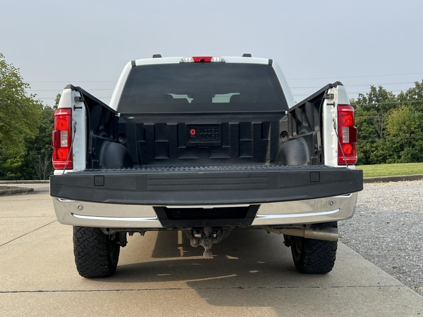 2022 WHITE /Gray Cloth Ford F-150 XLT SuperCrew 6.5-ft. Bed 4WD (1FTFW1E59NF) with an 5.0L V8 engine, Automatic transmission, located at 506 S. Kingshighway, Cape Girardeau, MO, 63703, (573) 235-5000, 37.294991, -89.553635 - 2022 Ford F-150 XLT 1-Owner 78xxx miles 4x4 5.0L V8 Automatic Backup Camera Power/Heated Seats Bluetooth Remote Start Cruise Power Windows/Locks/Mirrors We have financing available and we accept trades! Fill out a credit application on our website or come by today! If you have any quest - Photo#20