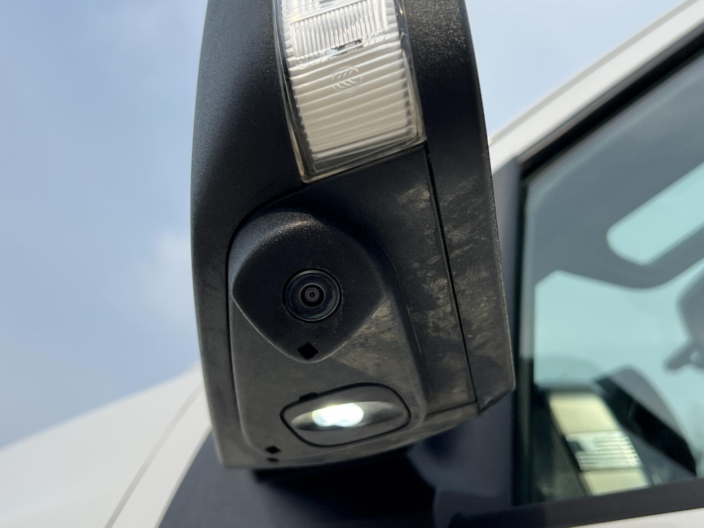 2022 WHITE /Gray Cloth Ford F-150 XLT SuperCrew 6.5-ft. Bed 4WD (1FTFW1E59NF) with an 5.0L V8 engine, Automatic transmission, located at 506 S. Kingshighway, Cape Girardeau, MO, 63703, (573) 235-5000, 37.294991, -89.553635 - 2022 Ford F-150 XLT 1-Owner 78xxx miles 4x4 5.0L V8 Automatic Backup Camera Power/Heated Seats Bluetooth Remote Start Cruise Power Windows/Locks/Mirrors We have financing available and we accept trades! Fill out a credit application on our website or come by today! If you have any quest - Photo#33