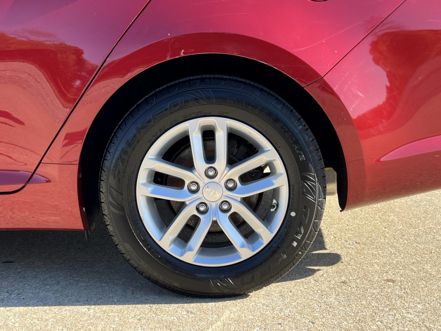 2012 MAROON /Tan Cloth Kia Optima LX (5XXGM4A74CG) with an 2.4L 4 Cyl. engine, Automatic transmission, located at 2990 Old Orchard Rd., Jackson, MO, 63755, 37.354214, -89.612106 - 2012 Kia Optima LX 149xxx miles Front Wheel Drive 2.4L 4 Cyl. Automatic Power Driver Seat Bluetooth Cruise Power Windows/Locks/Mirrors We have financing available and we accept trades! Fill out a credit application on our website or come by today! If you have any questions, give us a call - Photo#33