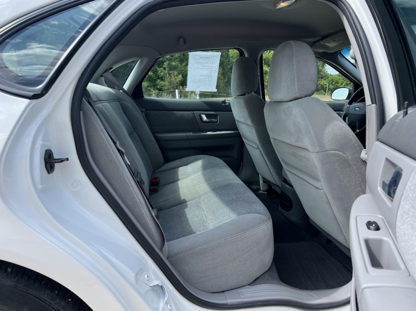 2000 WHITE /Gray Cloth Ford Taurus SE (1FAFP5325YA) with an 3.0L V6 engine, Automatic transmission, located at 2990 Old Orchard Rd., Jackson, MO, 63755, 37.354214, -89.612106 - 2000 Ford Taurus SE Only 88xxx miles Front Wheel Drive 3.0L V6 Automatic Power Driver Seat Cruise Power Windows/Locks/Mirrors We have financing available and we accept trades! Fill out a credit application on our website or come by today! If you have any questions, give us a call at (573) 2 - Photo#15
