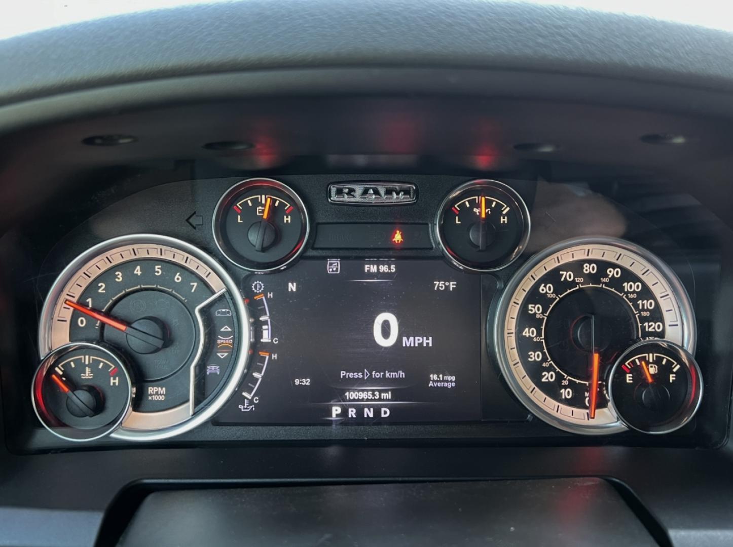 2019 SILVER /Gray Cloth RAM 1500 Big Horn Crew Cab 4WD (1C6RR7TT1KS) with an 5.7L V8 engine, Automatic transmission, located at 2990 Old Orchard Rd., Jackson, MO, 63755, 37.354214, -89.612106 - We have financing available and we accept trades! Fill out a credit application on our website or come by today! If you have any questions, give us a call at (573) 204-7777 or visit our website at firstautocredit.com. - Photo#1