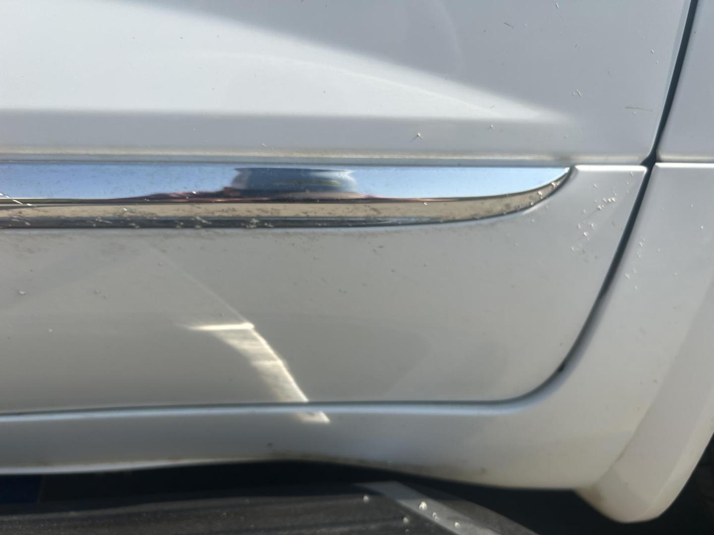 2016 WHITE /BROWN Buick Enclave Premium AWD (5GAKVCKD2GJ) with an 3.6L V6 DOHC 24V engine, 6A transmission, located at 506 S. Kingshighway, Cape Girardeau, MO, 63703, (573) 235-5000, 37.294991, -89.553635 - 2016 BUICK ENCLAVE 118xxx miles All Wheel Drive 3.6L V6 Automatic Leather Navigation Dual Climate Control Rear Climate Control Power/Heated/Cooled Seats Backup Camera Sunroof/Moonroof Bluetooth Remote Start Cruise Power Windows/Locks/Mirrors We have financing available and we accept - Photo#44