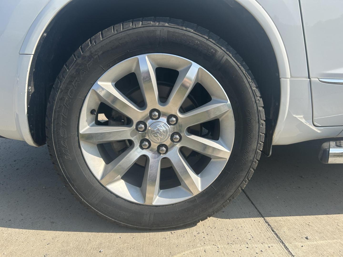 2016 WHITE /BROWN Buick Enclave Premium AWD (5GAKVCKD2GJ) with an 3.6L V6 DOHC 24V engine, 6A transmission, located at 506 S. Kingshighway, Cape Girardeau, MO, 63703, (573) 235-5000, 37.294991, -89.553635 - 2016 BUICK ENCLAVE 118xxx miles All Wheel Drive 3.6L V6 Automatic Leather Navigation Dual Climate Control Rear Climate Control Power/Heated/Cooled Seats Backup Camera Sunroof/Moonroof Bluetooth Remote Start Cruise Power Windows/Locks/Mirrors We have financing available and we accept - Photo#40