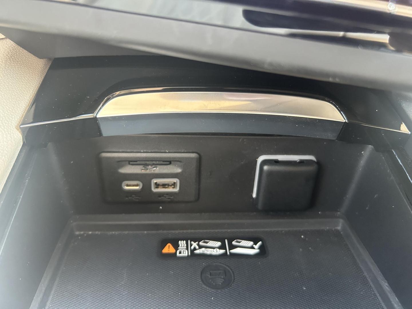 2021 BURGUNDY /TAN Buick Envision Avenir AWD (LRBFZSR42MD) with an 2.0L L4 DOHC 24V TURBO engine, Automatic transmission, located at 506 S. Kingshighway, Cape Girardeau, MO, 63703, (573) 235-5000, 37.294991, -89.553635 - 2021 BUICK ENVISION 48xxx miles All Wheel Drive 2.0L V4 Automatic Leather Heads Up Display Navigation Dual Climate Control Power/Heated/Cooled Seats Heated Rear Seats Backup Camera Panoramic Sunroof/Moonroof Bluetooth Remote Start Power Hatchback Adaptive Cruise Power Windows/Locks/ - Photo#31