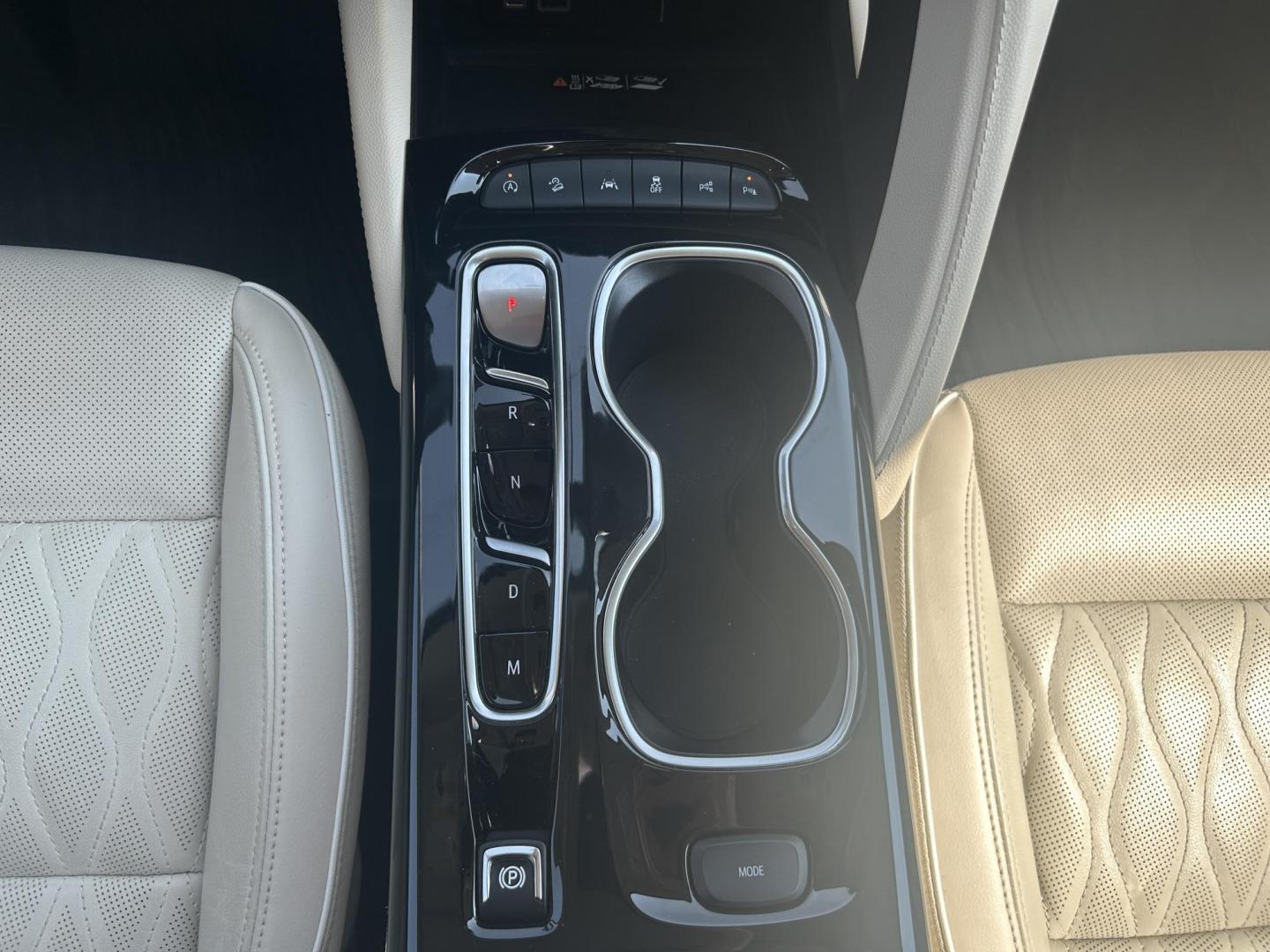 2021 BURGUNDY /TAN Buick Envision Avenir AWD (LRBFZSR42MD) with an 2.0L L4 DOHC 24V TURBO engine, Automatic transmission, located at 506 S. Kingshighway, Cape Girardeau, MO, 63703, (573) 235-5000, 37.294991, -89.553635 - 2021 BUICK ENVISION 48xxx miles All Wheel Drive 2.0L V4 Automatic Leather Heads Up Display Navigation Dual Climate Control Power/Heated/Cooled Seats Heated Rear Seats Backup Camera Panoramic Sunroof/Moonroof Bluetooth Remote Start Power Hatchback Adaptive Cruise Power Windows/Locks/ - Photo#29