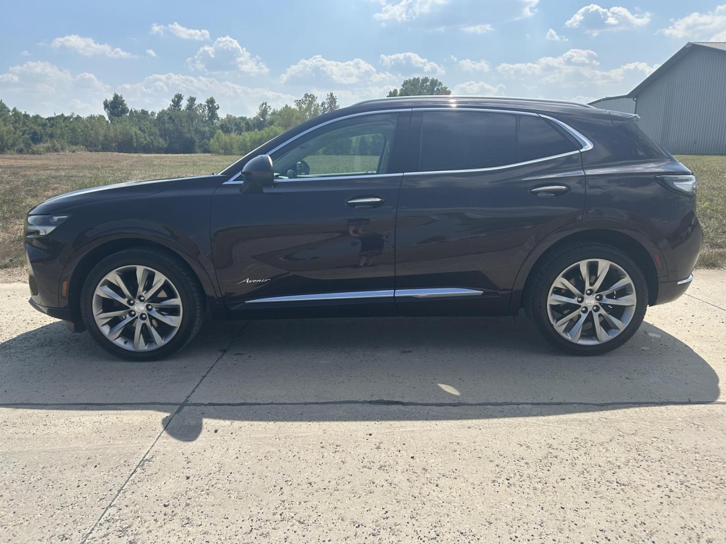 2021 BURGUNDY /TAN Buick Envision Avenir AWD (LRBFZSR42MD) with an 2.0L L4 DOHC 24V TURBO engine, Automatic transmission, located at 506 S. Kingshighway, Cape Girardeau, MO, 63703, (573) 235-5000, 37.294991, -89.553635 - 2021 BUICK ENVISION 48xxx miles All Wheel Drive 2.0L V4 Automatic Leather Heads Up Display Navigation Dual Climate Control Power/Heated/Cooled Seats Heated Rear Seats Backup Camera Panoramic Sunroof/Moonroof Bluetooth Remote Start Power Hatchback Adaptive Cruise Power Windows/Locks/ - Photo#7