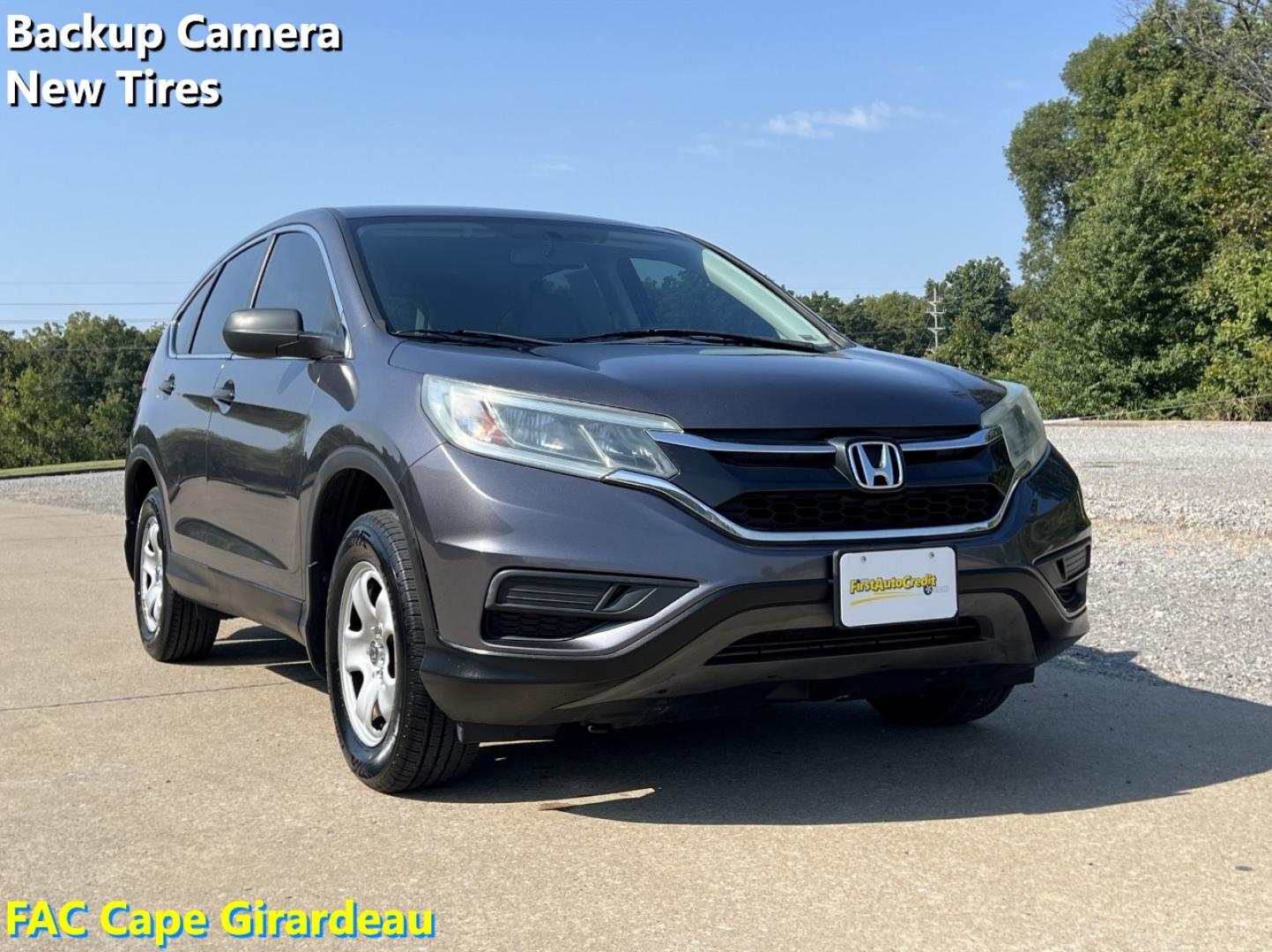 2015 GRAY /Gray Cloth Honda CR-V LX 2WD (3CZRM3H38FG) with an 2.4L 4 Cyl. engine, Continuously Variable Transmission transmission, located at 506 S. Kingshighway, Cape Girardeau, MO, 63703, (573) 235-5000, 37.294991, -89.553635 - 2015 Honda CR-V LX 146xxx miles Front Wheel Drive 2.4L 4 Cyl. Automatic Backup Camera Bluetooth Cruise Power Windows/Locks/Mirrors We have financing available and we accept trades! Fill out a credit application on our website or come by today! If you have any questions, give us a call at ( - Photo#0