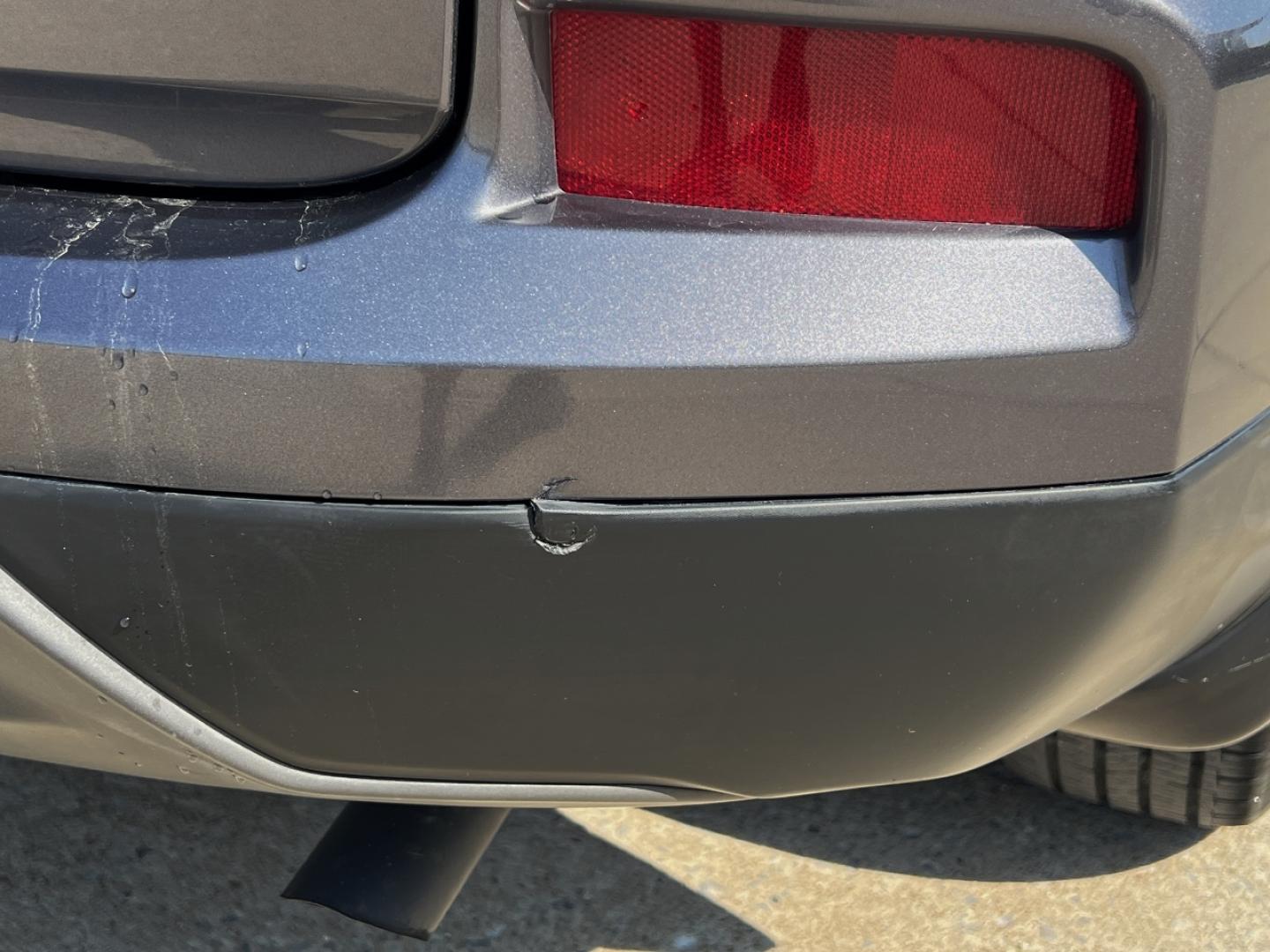 2015 GRAY /Gray Cloth Honda CR-V LX 2WD (3CZRM3H38FG) with an 2.4L 4 Cyl. engine, Continuously Variable Transmission transmission, located at 506 S. Kingshighway, Cape Girardeau, MO, 63703, (573) 235-5000, 37.294991, -89.553635 - 2015 Honda CR-V LX 146xxx miles Front Wheel Drive 2.4L 4 Cyl. Automatic Backup Camera Bluetooth Cruise Power Windows/Locks/Mirrors We have financing available and we accept trades! Fill out a credit application on our website or come by today! If you have any questions, give us a call at ( - Photo#32