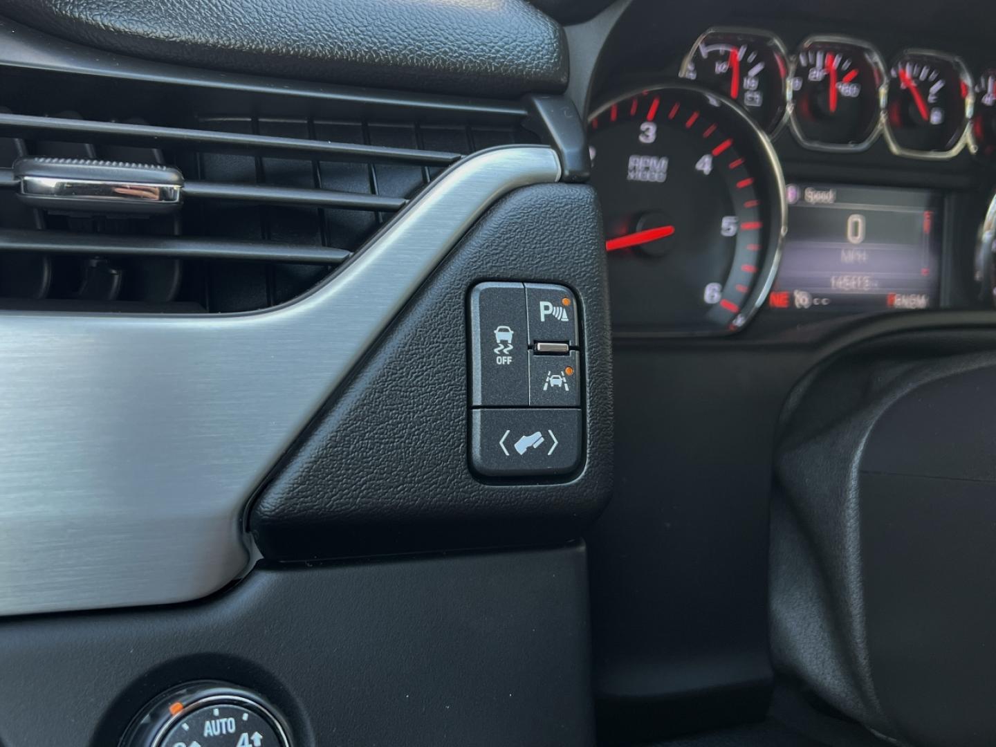 2016 SILVER /Black Leather GMC Yukon SLT 4WD (1GKS2BKC4GR) with an 5.3L V8 engine, Automatic transmission, located at 2990 Old Orchard Rd., Jackson, MO, 63755, 37.354214, -89.612106 - 2016 GMC Yukon SLT 145xxx miles 4 Wheel Drive 5.3L V8 Automatic Leather 3rd Row Navigation Rear Entertainment Power/Heated/Cooled Seats Heated Rear Seats Heated Steering Wheel Backup Camera Bluetooth Remote Start Cruise Power Windows/Locks/Mirrors We have financing available and we - Photo#39