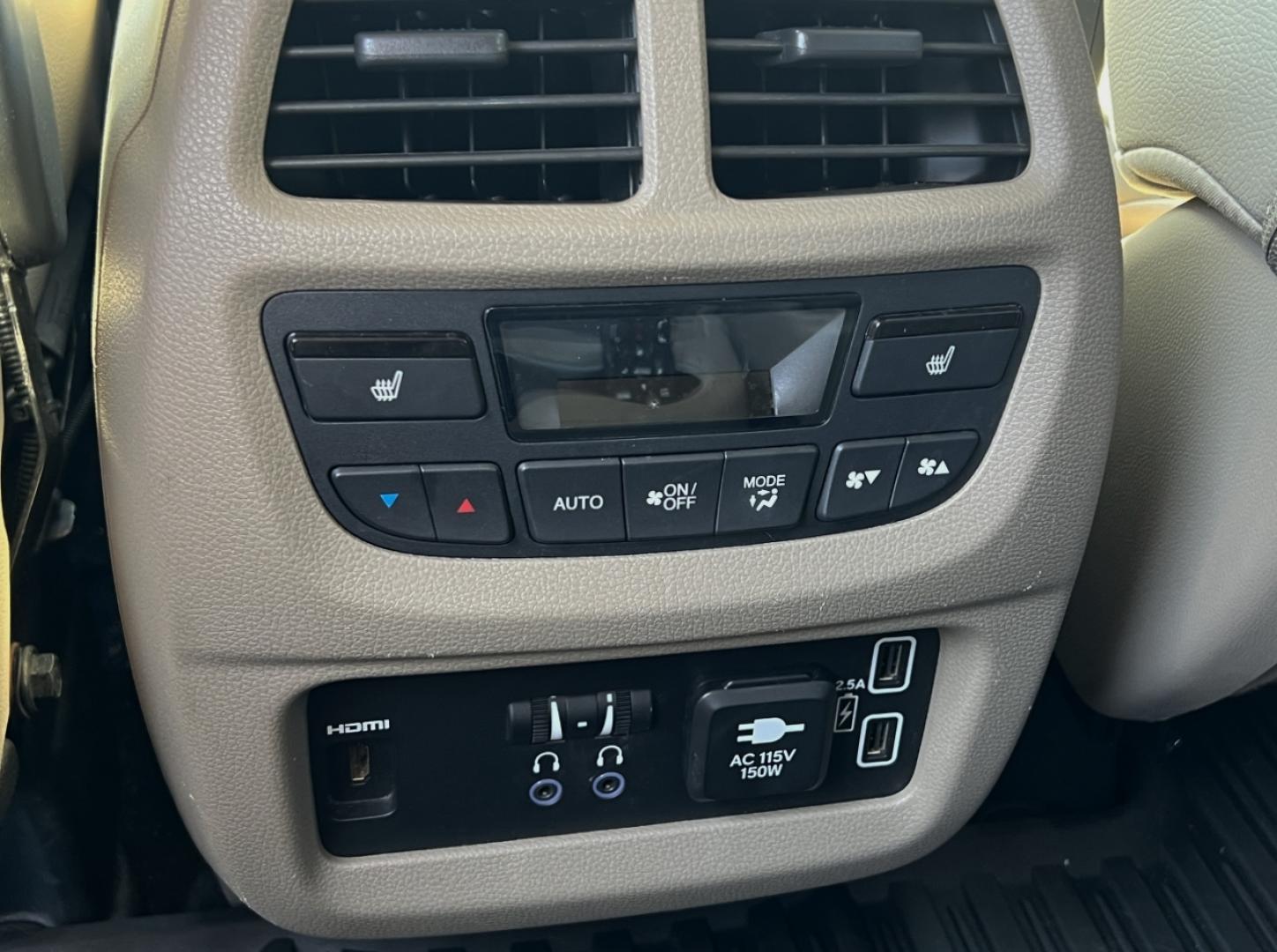 2019 MAROON /Tan Leather Honda Pilot EX-L AWD (5FNYF6H63KB) with an 3.5L V6 engine, Automatic transmission, located at 2990 Old Orchard Rd., Jackson, MO, 63755, 37.354214, -89.612106 - We have financing available and we accept trades! Fill out a credit application on our website or come by today! If you have any questions, give us a call at (573) 204-7777 or visit our website at firstautocredit.com. - Photo#8