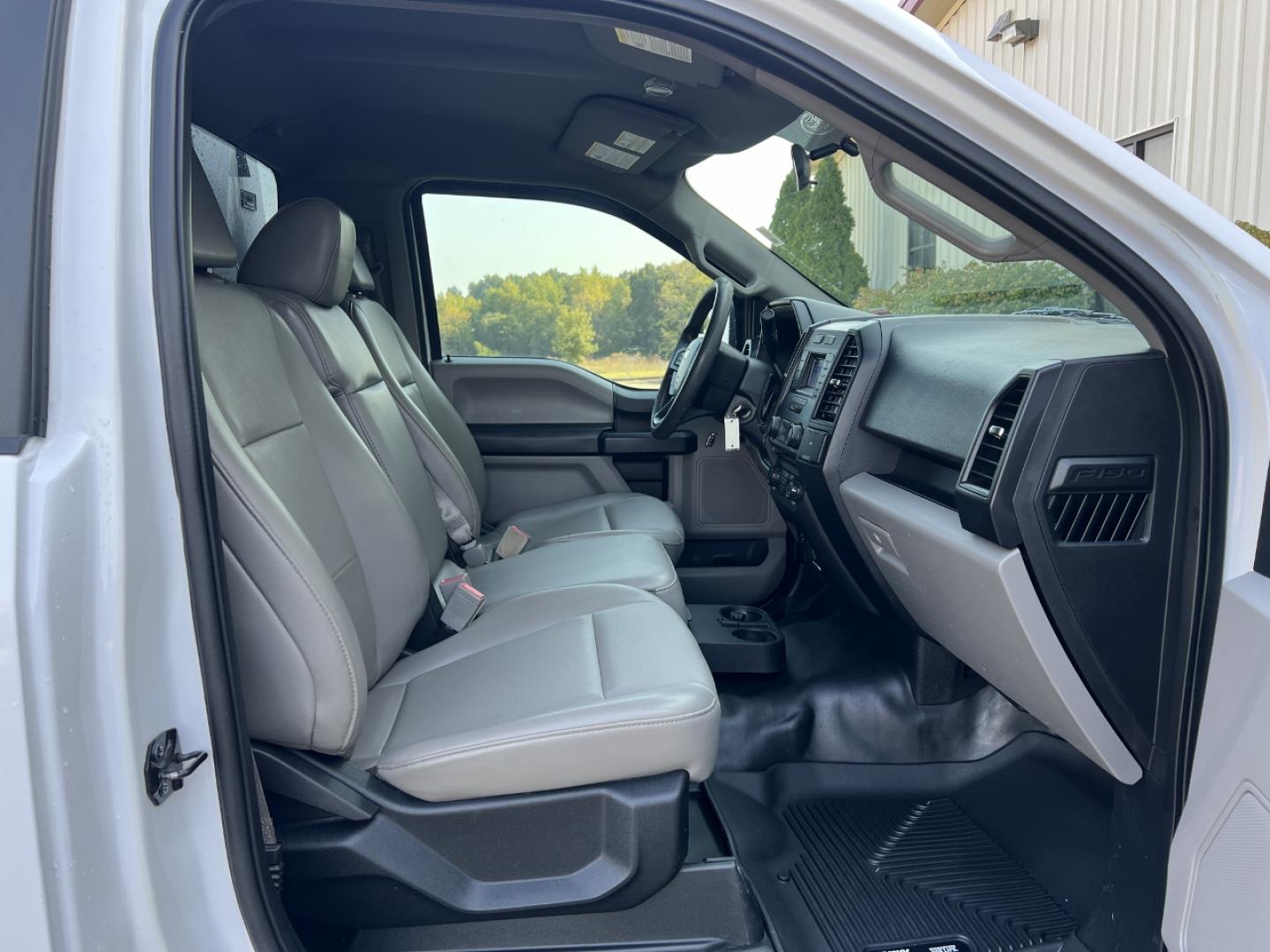 2018 WHITE /Gray Vinyl Ford F-150 XL 8-ft. Bed 2WD (1FTMF1CB4JK) with an 3.3L V6 engine, Automatic transmission, located at 2990 Old Orchard Rd., Jackson, MO, 63755, 37.354214, -89.612106 - 2018 Ford F-150 XL 174xxx miles Rear Wheel Drive 3.3L V6 Automatic Bluetooth Cruise Power Windows/Locks/Mirrors We have financing available and we accept trades! Fill out a credit application on our website or come by today! If you have any questions, give us a call at (573) 204-7777 or vis - Photo#12