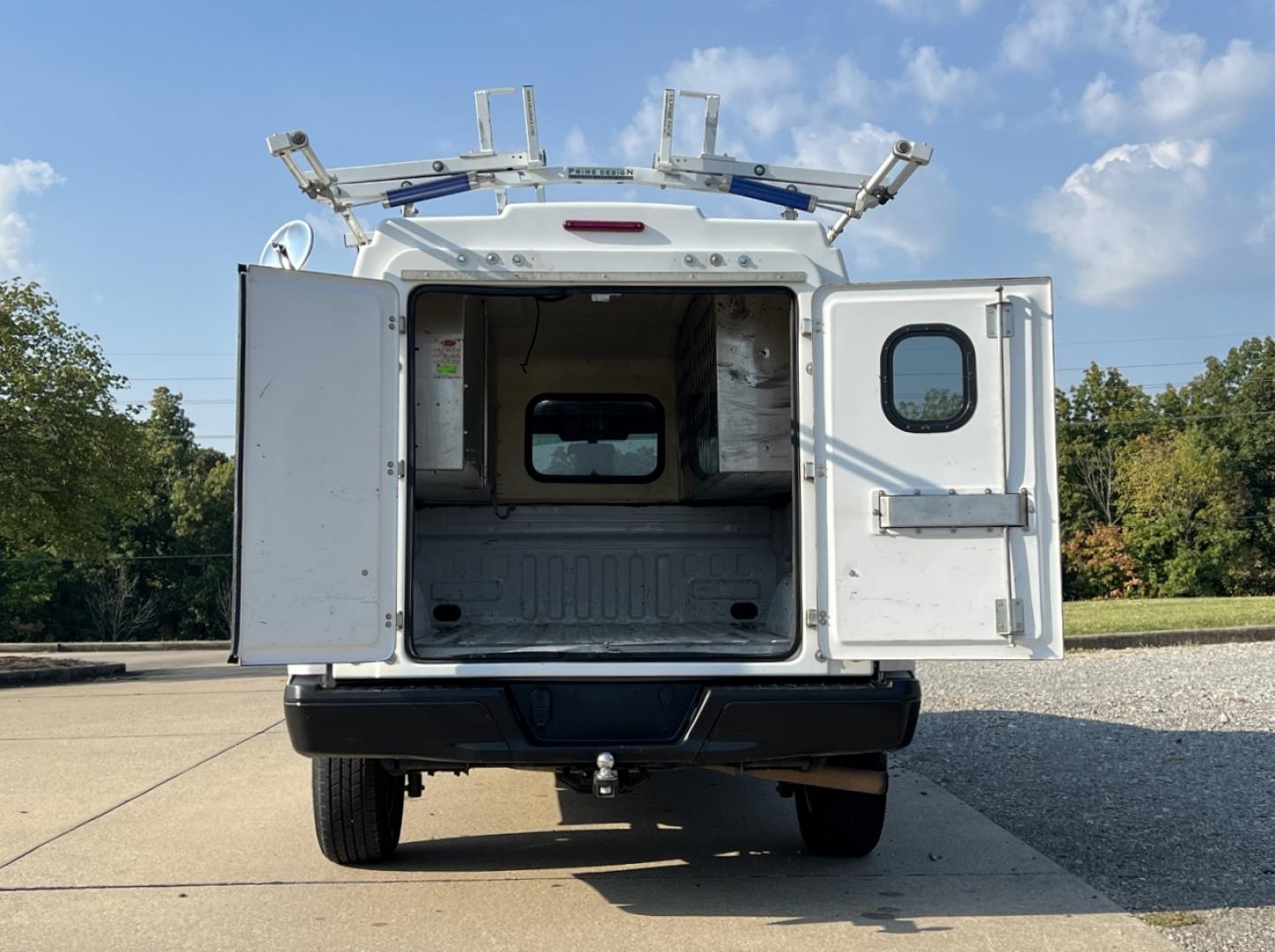 2018 WHITE /Gray Vinyl Ford F-150 XL 8-ft. Bed 2WD (1FTMF1CB4JK) with an 3.3L V6 engine, Automatic transmission, located at 2990 Old Orchard Rd., Jackson, MO, 63755, 37.354214, -89.612106 - 2018 Ford F-150 XL 174xxx miles Rear Wheel Drive 3.3L V6 Automatic Bluetooth Cruise Power Windows/Locks/Mirrors We have financing available and we accept trades! Fill out a credit application on our website or come by today! If you have any questions, give us a call at (573) 204-7777 or vis - Photo#13