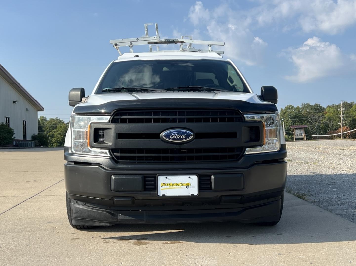 2018 WHITE /Gray Vinyl Ford F-150 XL 8-ft. Bed 2WD (1FTMF1CB4JK) with an 3.3L V6 engine, Automatic transmission, located at 2990 Old Orchard Rd., Jackson, MO, 63755, 37.354214, -89.612106 - 2018 Ford F-150 XL 174xxx miles Rear Wheel Drive 3.3L V6 Automatic Bluetooth Cruise Power Windows/Locks/Mirrors We have financing available and we accept trades! Fill out a credit application on our website or come by today! If you have any questions, give us a call at (573) 204-7777 or vis - Photo#8