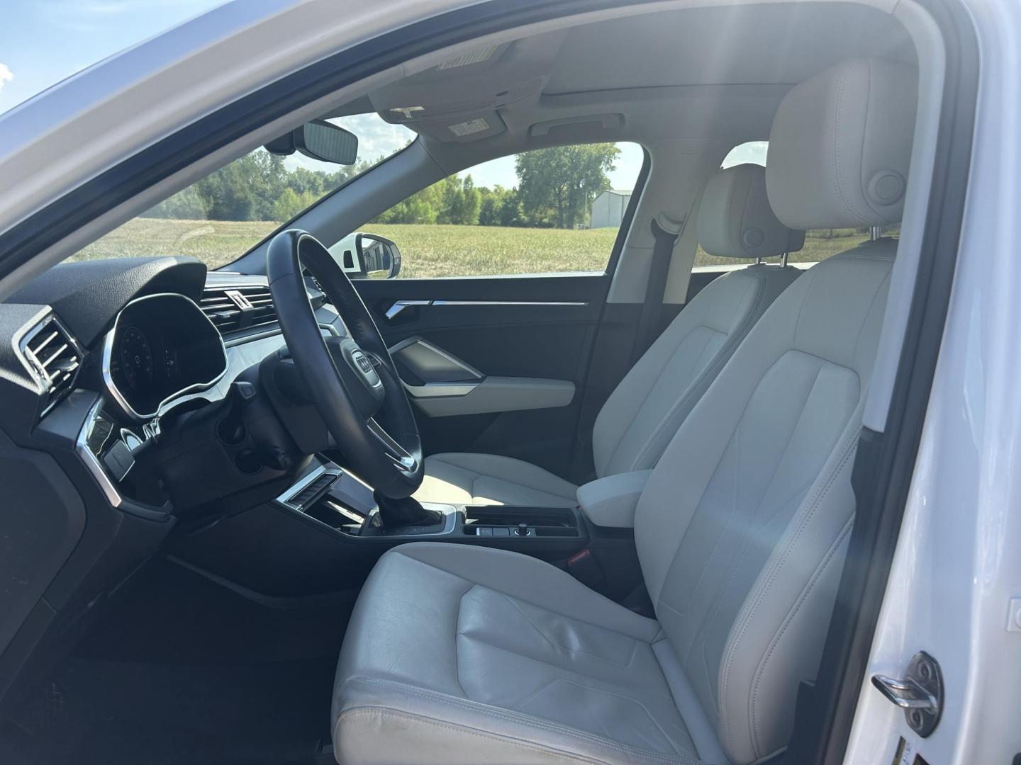 2020 WHITE /Tan Audi Q3 S line Prestige quattro (WA1FECF32L1) with an 2.0L L4 DOHC 24V engine, 8A transmission, located at 506 S. Kingshighway, Cape Girardeau, MO, 63703, (573) 235-5000, 37.294991, -89.553635 - 2020 Audi Q3 S-Line Prestige Quattro Only 15,XXX miles All Wheel Drive 2.0L Automatic Cruise Leather Backup Camera Navigation Power Driver Seat Heated Seats Panoramic Sunroof Dual Climate Control Rear Climate Control Bluetooth Remote Start Power Windows/Locks/Mirrors Power Lift Gat - Photo#16
