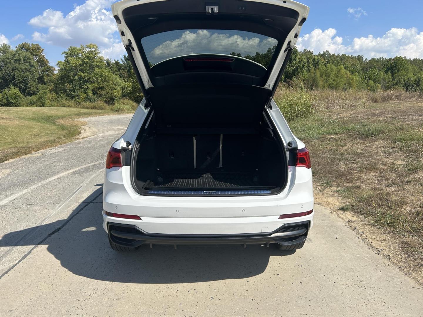 2020 WHITE /Tan Audi Q3 S line Prestige quattro (WA1FECF32L1) with an 2.0L L4 DOHC 24V engine, 8A transmission, located at 506 S. Kingshighway, Cape Girardeau, MO, 63703, (573) 235-5000, 37.294991, -89.553635 - 2020 Audi Q3 S-Line Prestige Quattro Only 15,XXX miles All Wheel Drive 2.0L Automatic Cruise Leather Backup Camera Navigation Power Driver Seat Heated Seats Panoramic Sunroof Dual Climate Control Rear Climate Control Bluetooth Remote Start Power Windows/Locks/Mirrors Power Lift Gat - Photo#11
