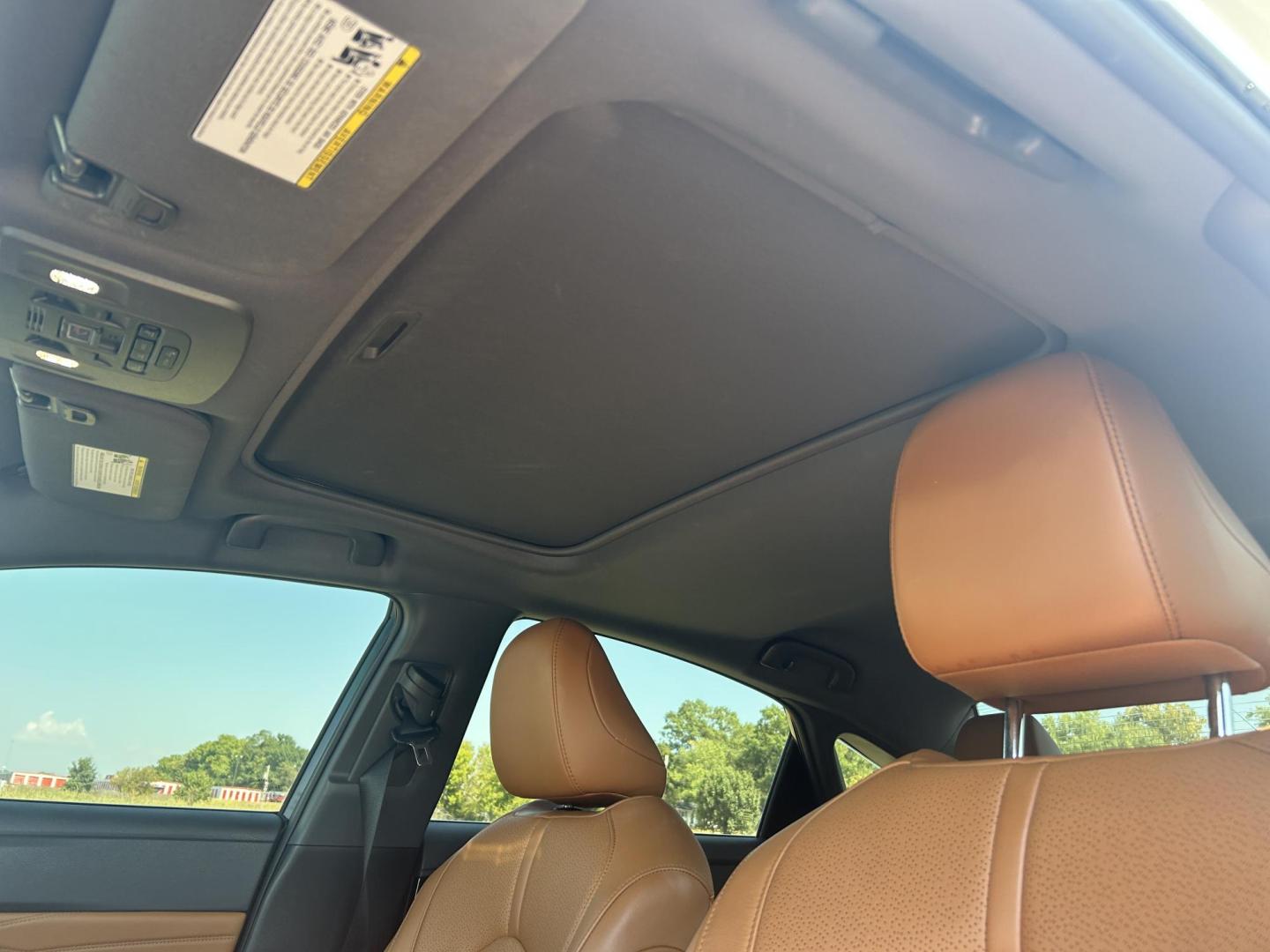 2021 WHITE /Brown Toyota Avalon Hybrid Limited (4T1DA1ABXMU) with an 2.5L L4 DOHC 16V HYBRID engine, 6A transmission, located at 506 S. Kingshighway, Cape Girardeau, MO, 63703, (573) 235-5000, 37.294991, -89.553635 - 2021 Toyota Avalon Hybrid 68xxx miles Front Wheel Drive 2.5L 4 Cyl. Hybrid Automatic Heads Up Display Leather Power/Heated/Cooled Seats Heated Rear Seats Heated Steering Wheel Backup Camera Sunroof Bluetooth Navigation Cruise Power Windows/Locks/Mirrors We have financing available an - Photo#17