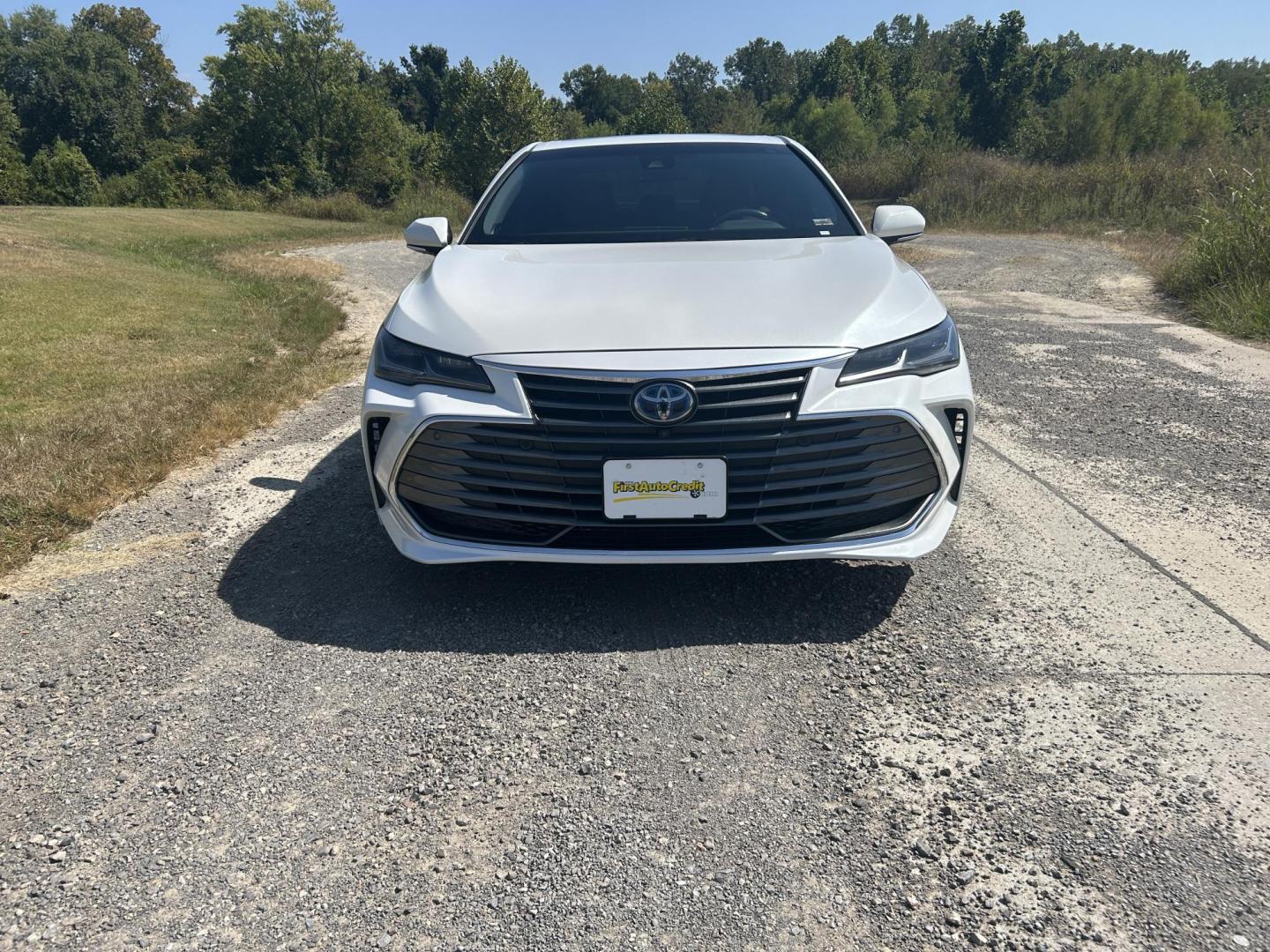 2021 WHITE /Brown Toyota Avalon Hybrid Limited (4T1DA1ABXMU) with an 2.5L L4 DOHC 16V HYBRID engine, 6A transmission, located at 506 S. Kingshighway, Cape Girardeau, MO, 63703, (573) 235-5000, 37.294991, -89.553635 - 2021 Toyota Avalon Hybrid 68xxx miles Front Wheel Drive 2.5L 4 Cyl. Hybrid Automatic Heads Up Display Leather Power/Heated/Cooled Seats Heated Rear Seats Heated Steering Wheel Backup Camera Sunroof Bluetooth Navigation Cruise Power Windows/Locks/Mirrors We have financing available an - Photo#6