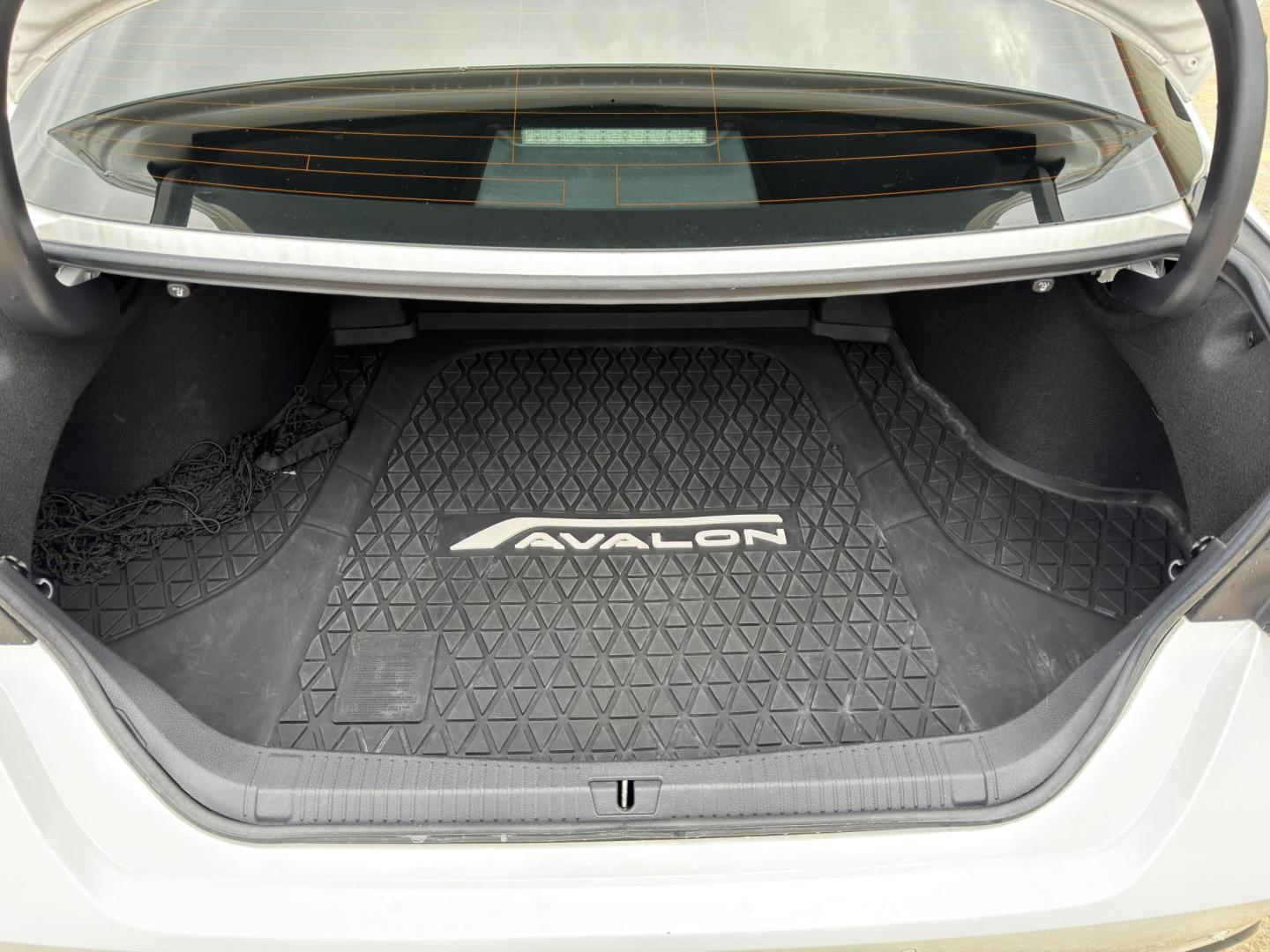 2021 WHITE /Tan Toyota Avalon Hybrid Limited (4T1DA1ABXMU) with an 2.5L 4 Cyl. Hybrid engine, Automatic transmission, located at 2990 Old Orchard Rd., Jackson, MO, 63755, 37.354214, -89.612106 - 2021 Toyota Avalon Hybrid 68xxx miles Front Wheel Drive 2.5L 4 Cyl. Hybrid Automatic Leather Navigation Power/Heated/Cooled Seats Heated Rear Seats Heated Steering Wheel Backup Camera Sunroof Heads Up Display Bluetooth Cruise Power Windows/Locks/Mirrors We have financing available an - Photo#22