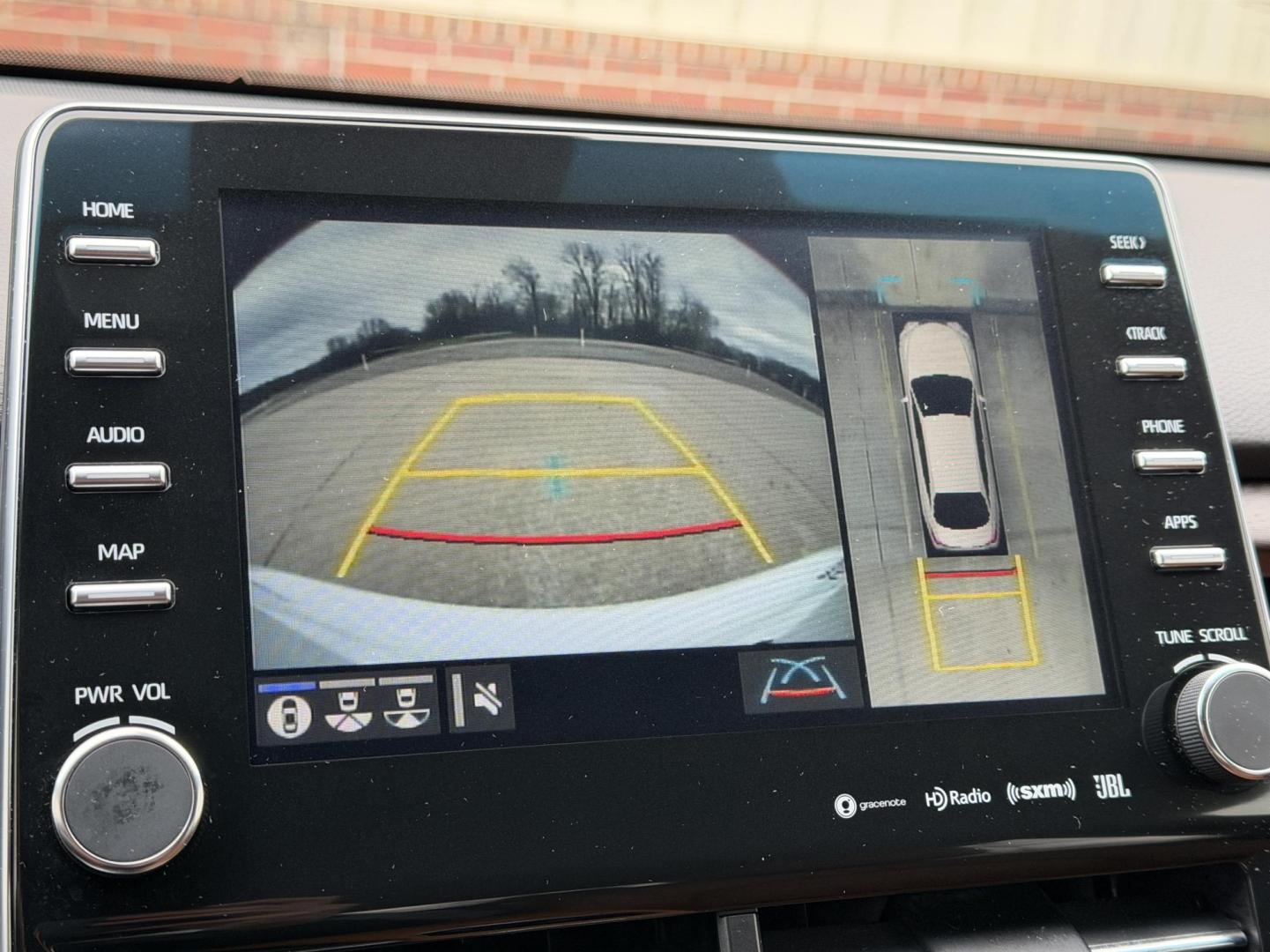 2021 WHITE /Tan Toyota Avalon Hybrid Limited (4T1DA1ABXMU) with an 2.5L 4 Cyl. Hybrid engine, Automatic transmission, located at 2990 Old Orchard Rd., Jackson, MO, 63755, 37.354214, -89.612106 - 2021 Toyota Avalon Hybrid 68xxx miles Front Wheel Drive 2.5L 4 Cyl. Hybrid Automatic Leather Navigation Power/Heated/Cooled Seats Heated Rear Seats Heated Steering Wheel Backup Camera Sunroof Heads Up Display Bluetooth Cruise Power Windows/Locks/Mirrors We have financing available an - Photo#3